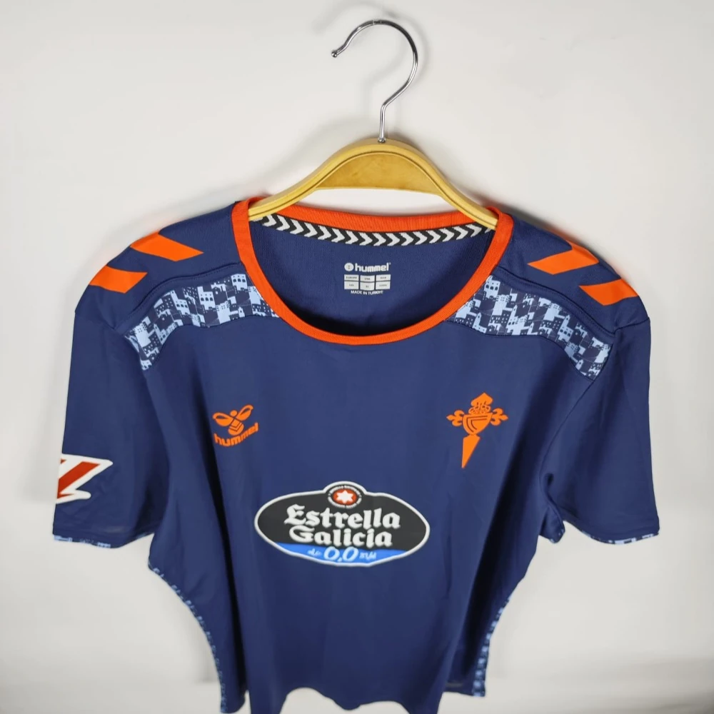 Celta Vigo away 2024-25