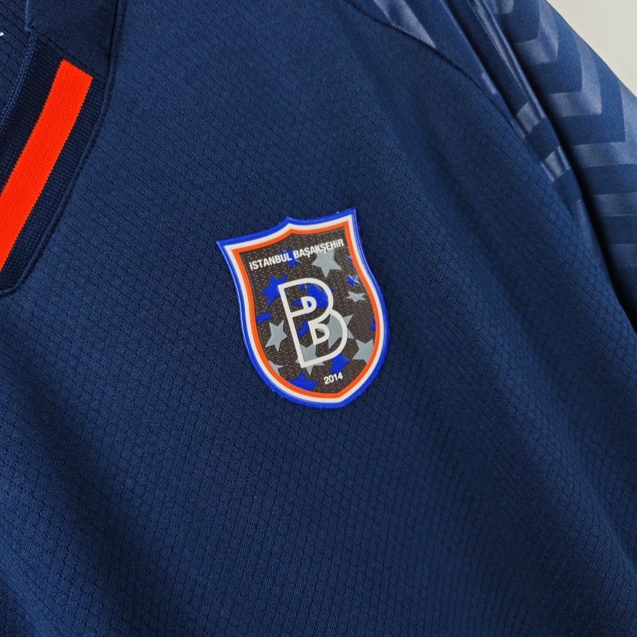 İstanbul Başakşehir away 2022-23