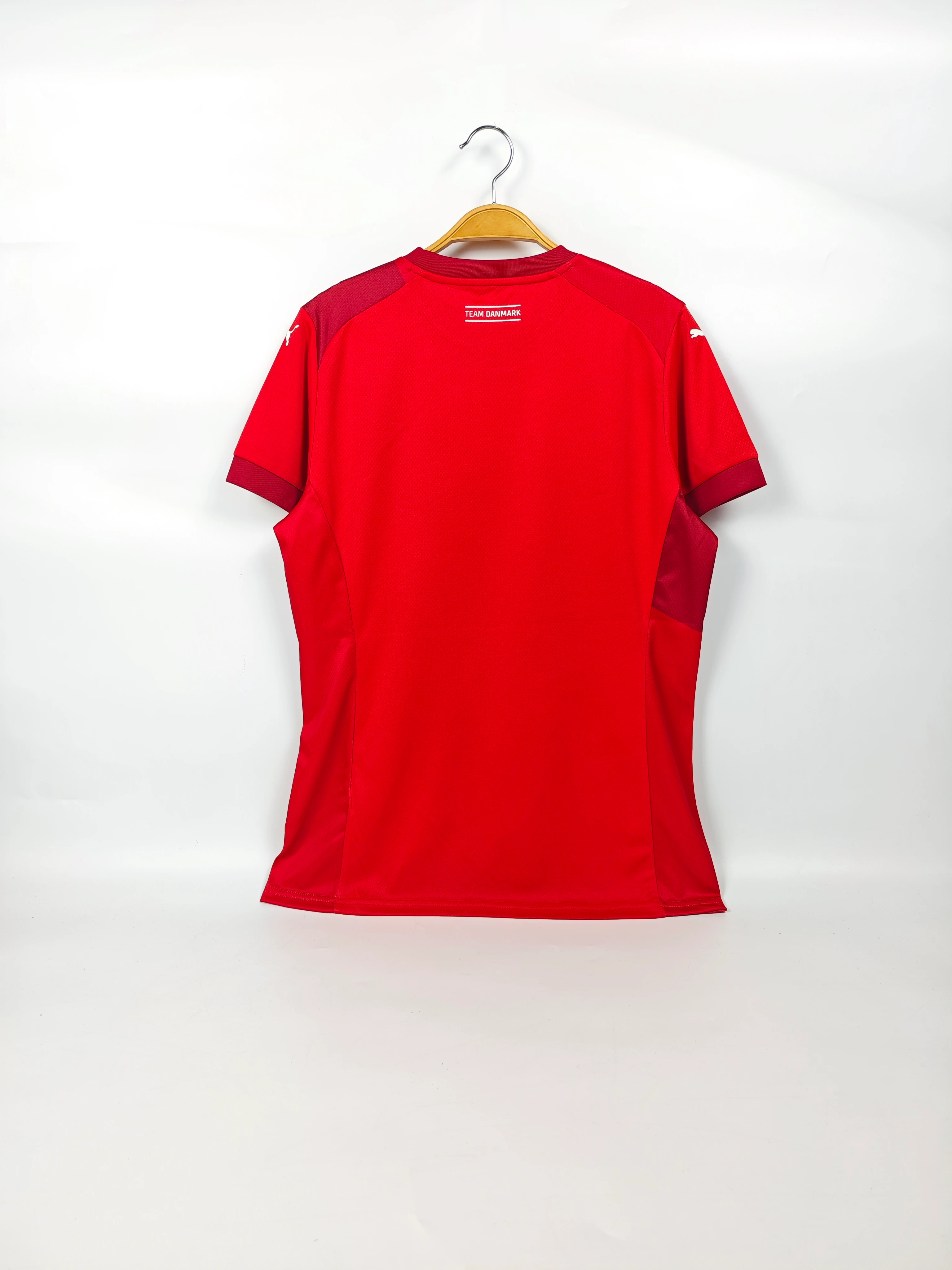 Danimarka Home 2024-25 Hentbol forması