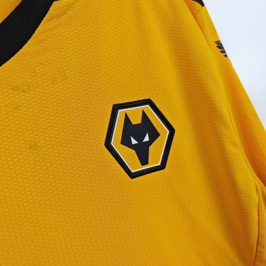 Wolverhampton Wanderers 2022-23 home uzun kollu