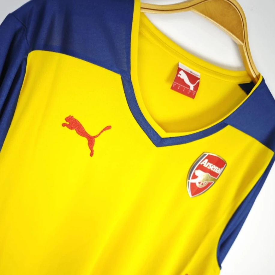 Arsenal 2014-15 away