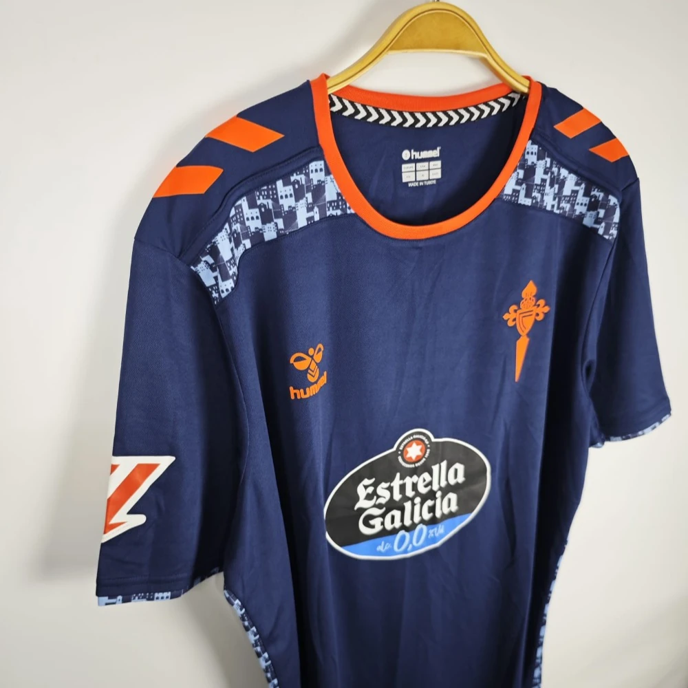 Celta Vigo away 2024-25
