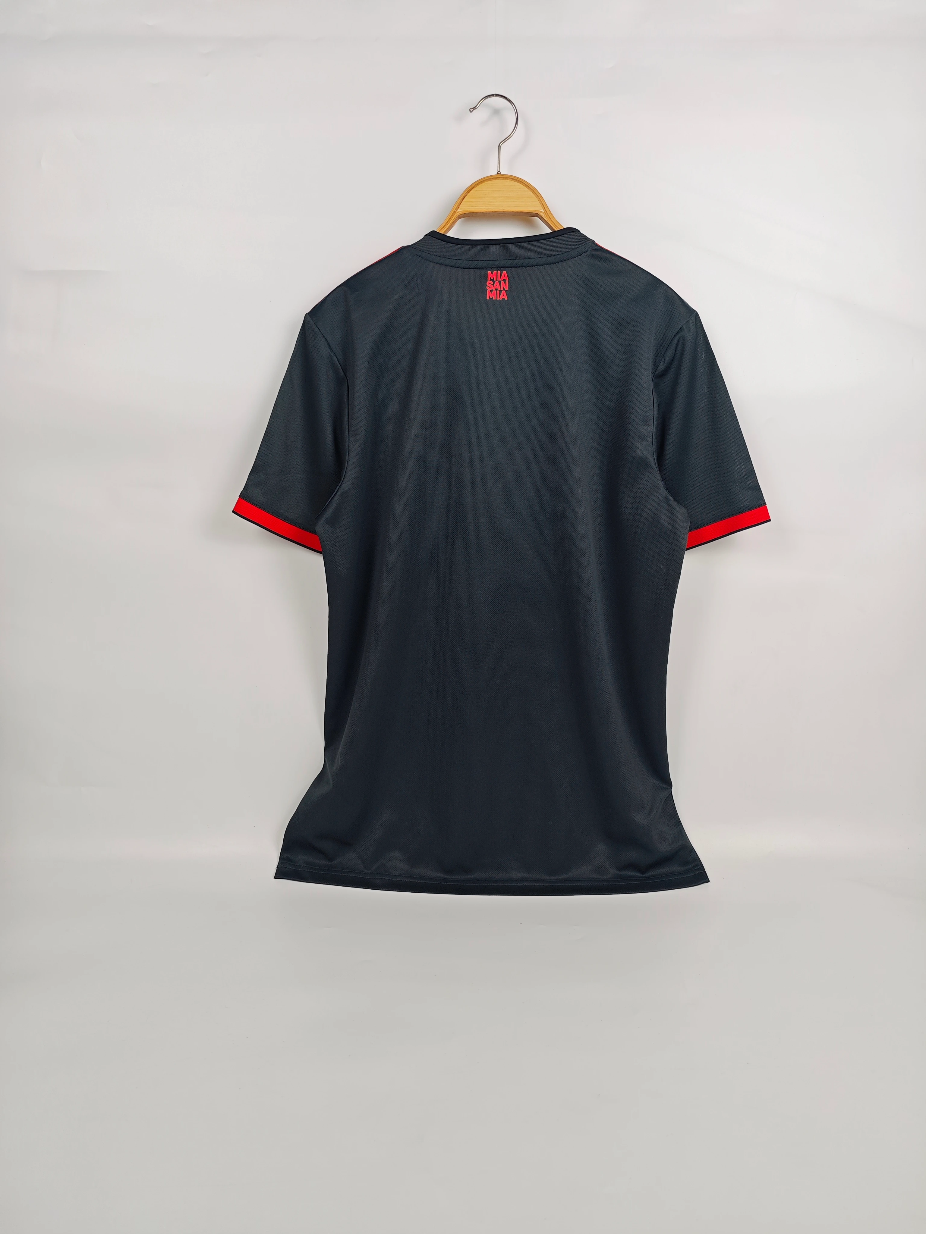 Bayern München Third 2022-23