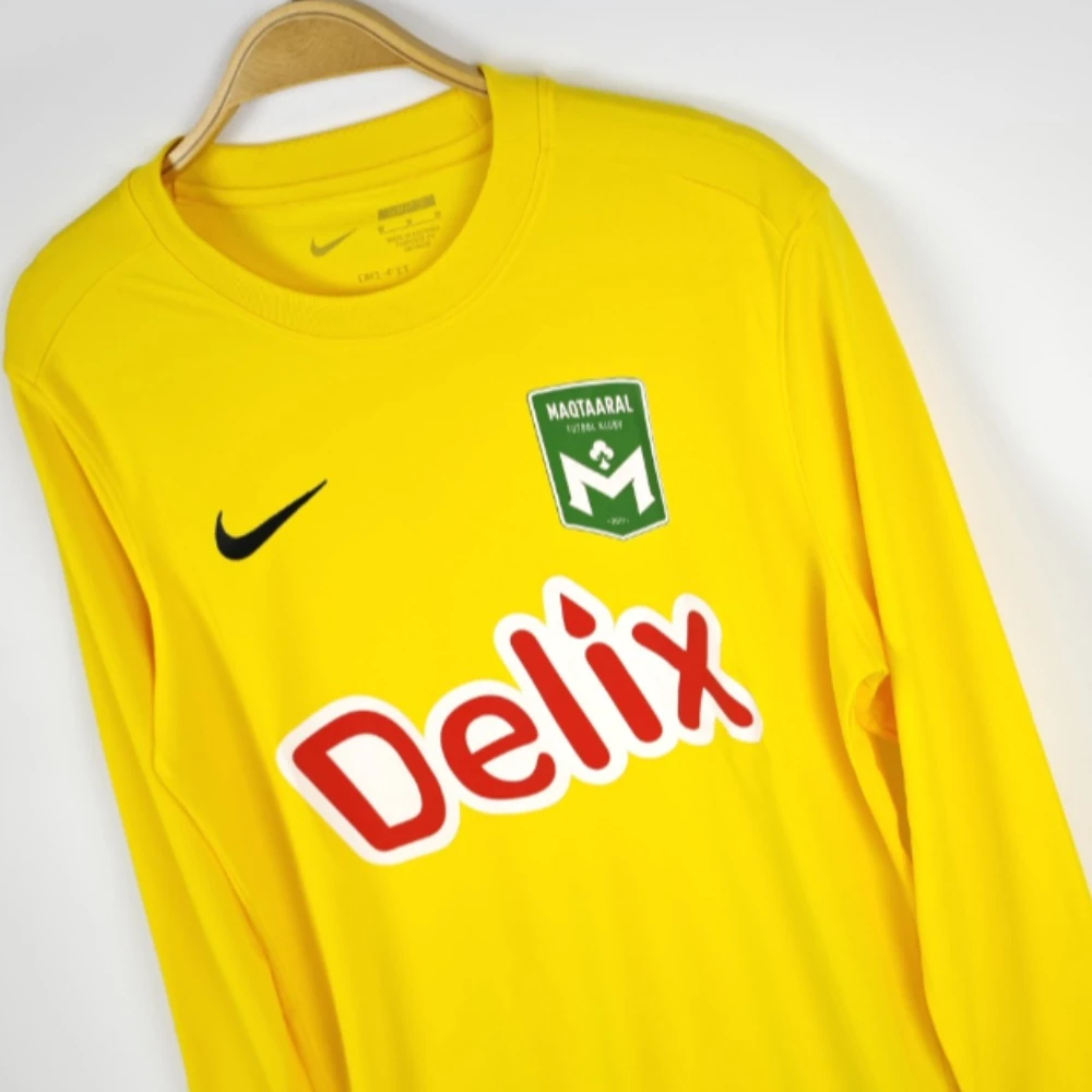 Maktaaral uzun kollu