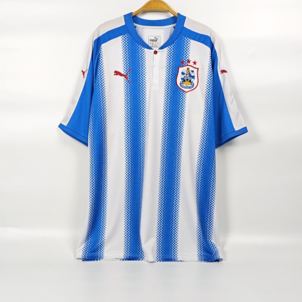 Huddersfield Town home 2017-18