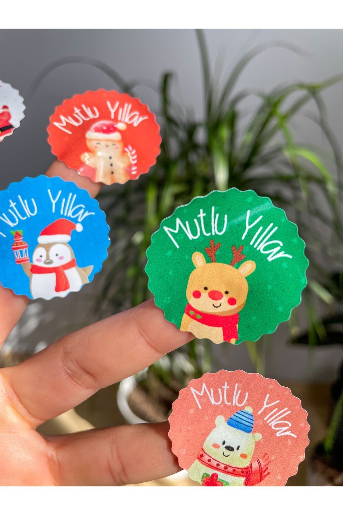 Yılbaşı Sticker 3,5 Cm 48 Adet Çiçek Kesim Sticker, Neşeli Suratlar,mutlu Yıllar Sticker, Opak