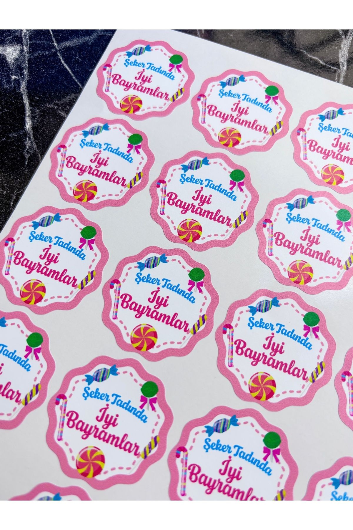 İyi bayramlar sticker 48 adet 3,5 cm yapışkanlı etiket, bayram hediyeliği, bayram şekeri etiketi