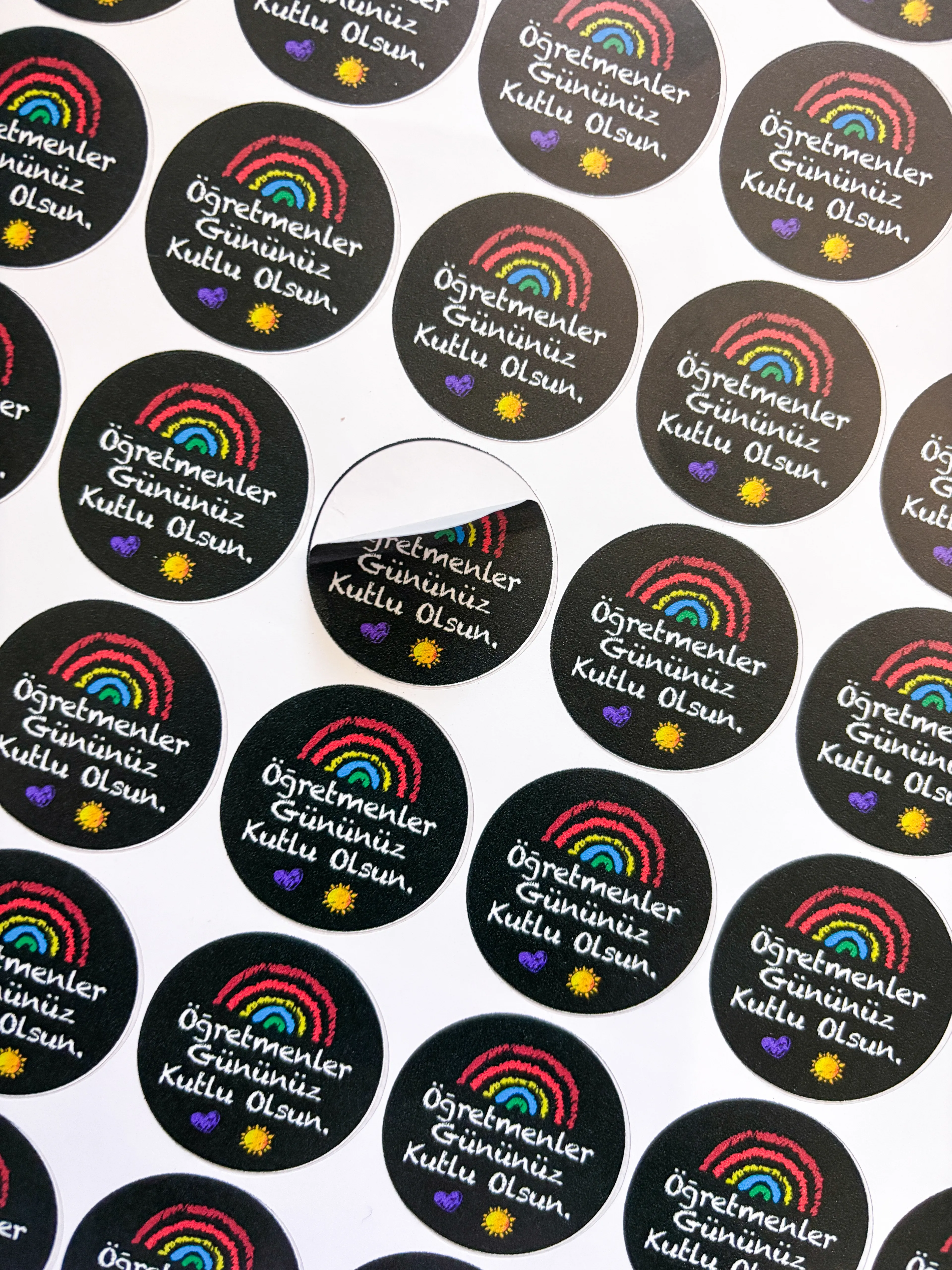 Öğretmenler günü sticker 3,5 cm 48 adet yapışkanlı etiket öğretmenler günü hediyesi