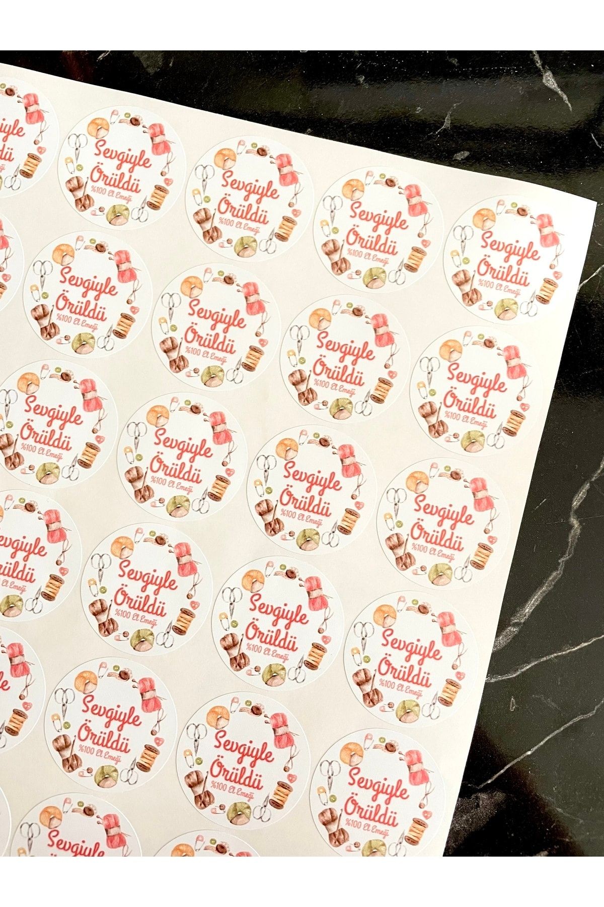 Sevgiyle Örüldü Sticker 4 Cm Opak 35 Adet Sticker