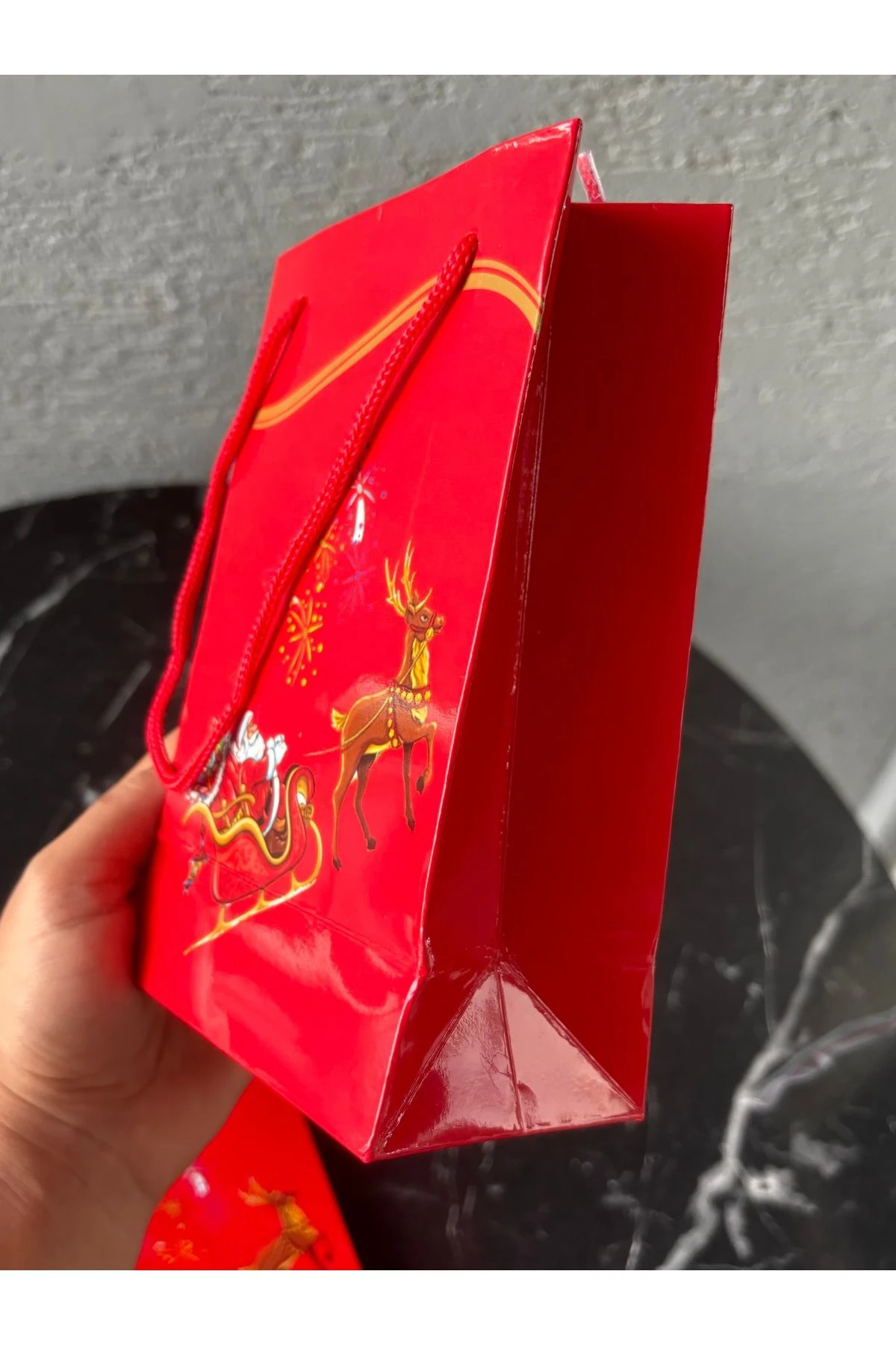 Yılbaşı karton çanta 1 adet, desenli poşet, hediye çantası, noel baba