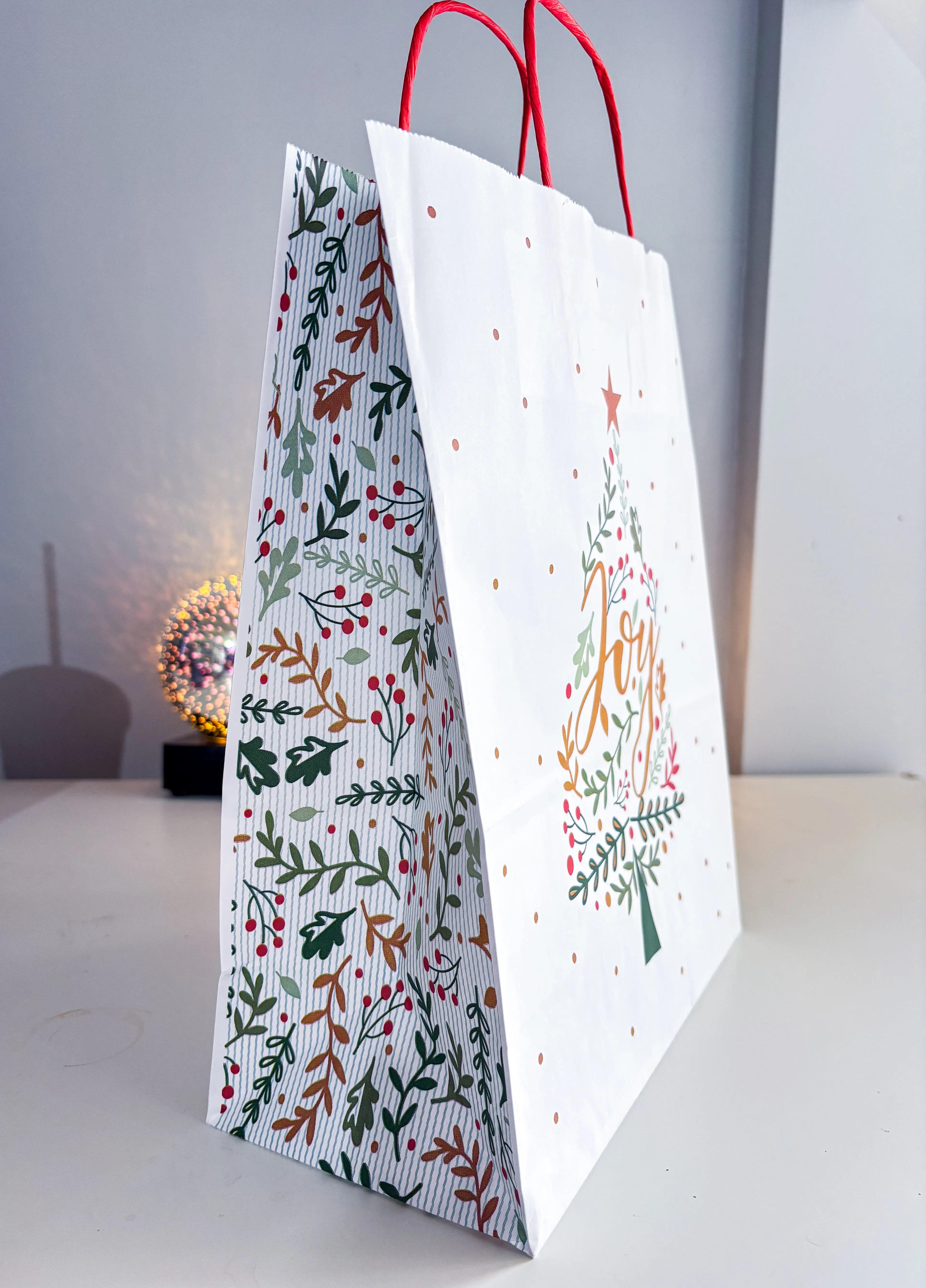 Yılbaşı desenli karton çanta 3 adet 12x25x31 cm hediye çantası, karton poşet, yılbaşı dekoru