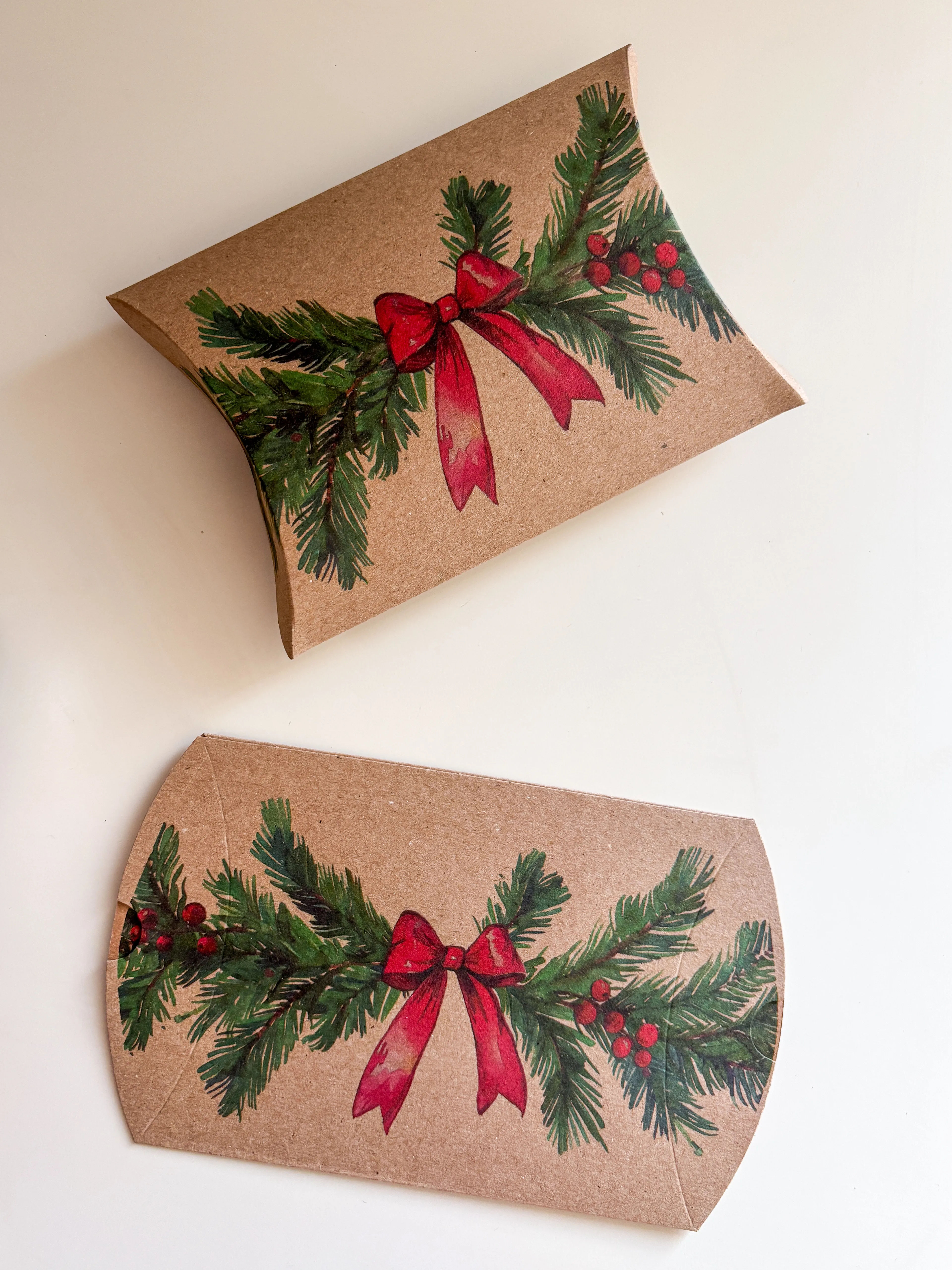 Yılbaşı kokina desenli yastık kutu 3 adet 11x12 cm takı kutusu, hediye kutusu 