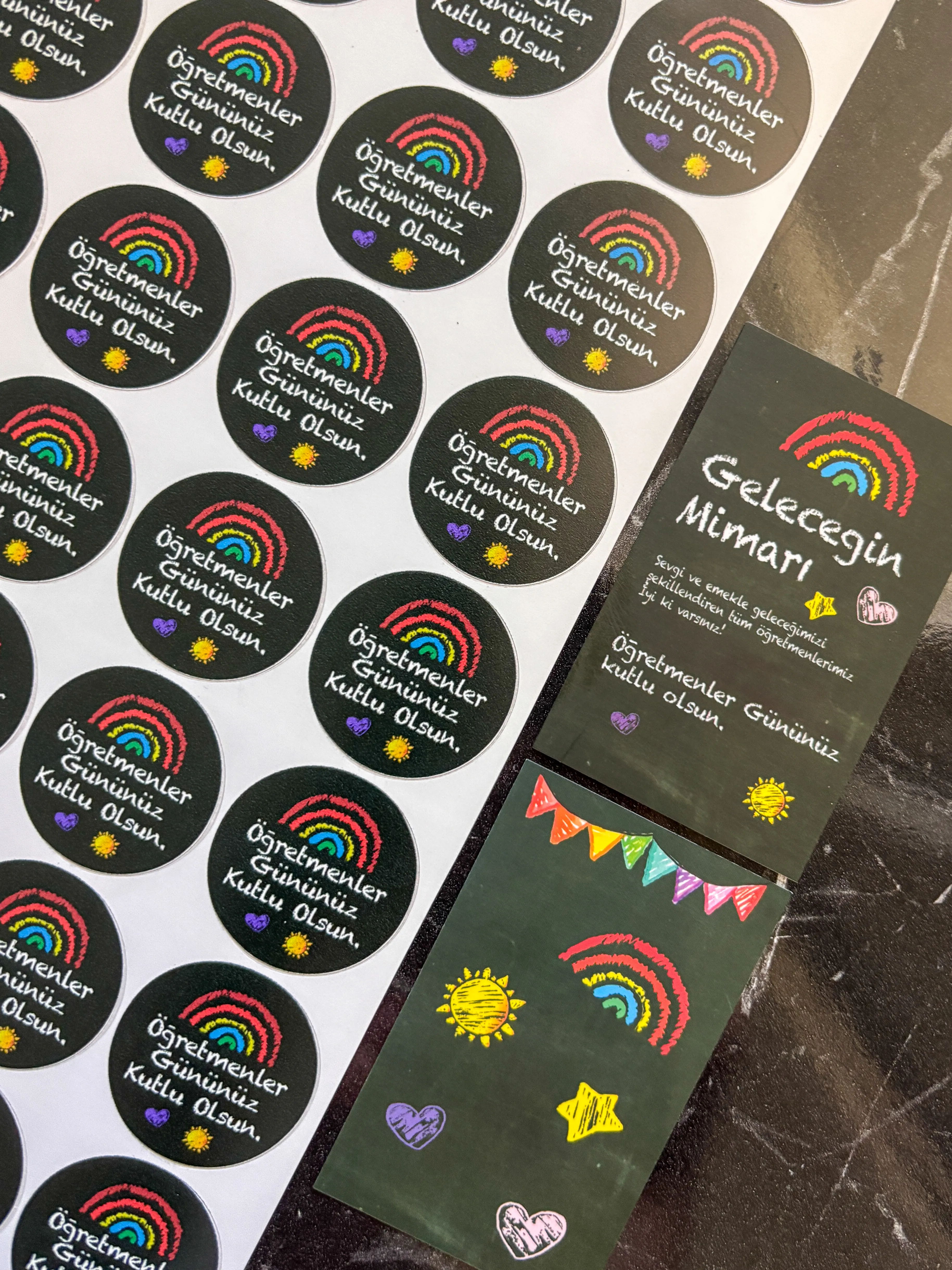 Öğretmenler günü sticker 3,5 cm 48 adet yapışkanlı etiket öğretmenler günü hediyesi