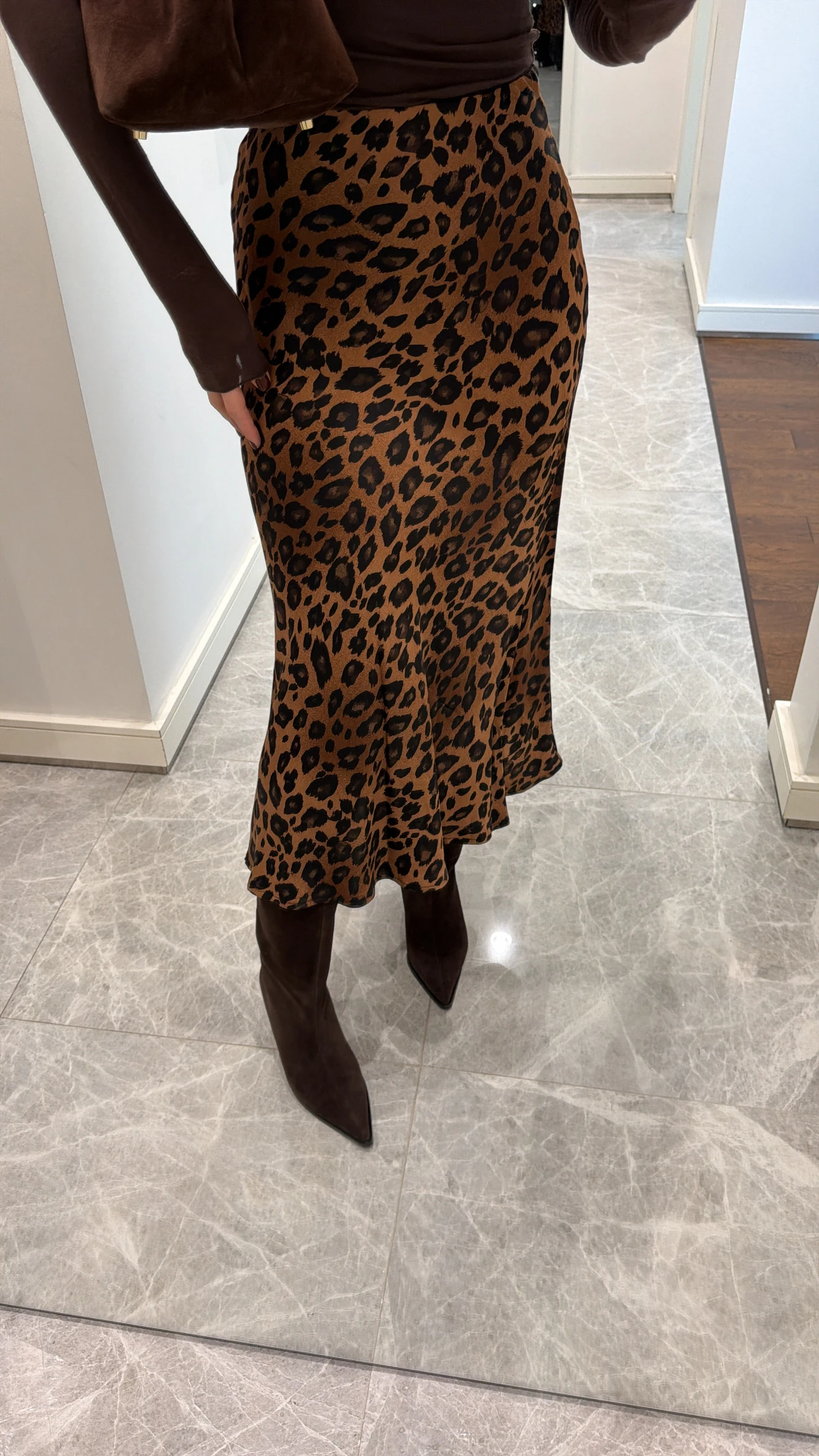 LEOPAR DESEN SATEN ETEK