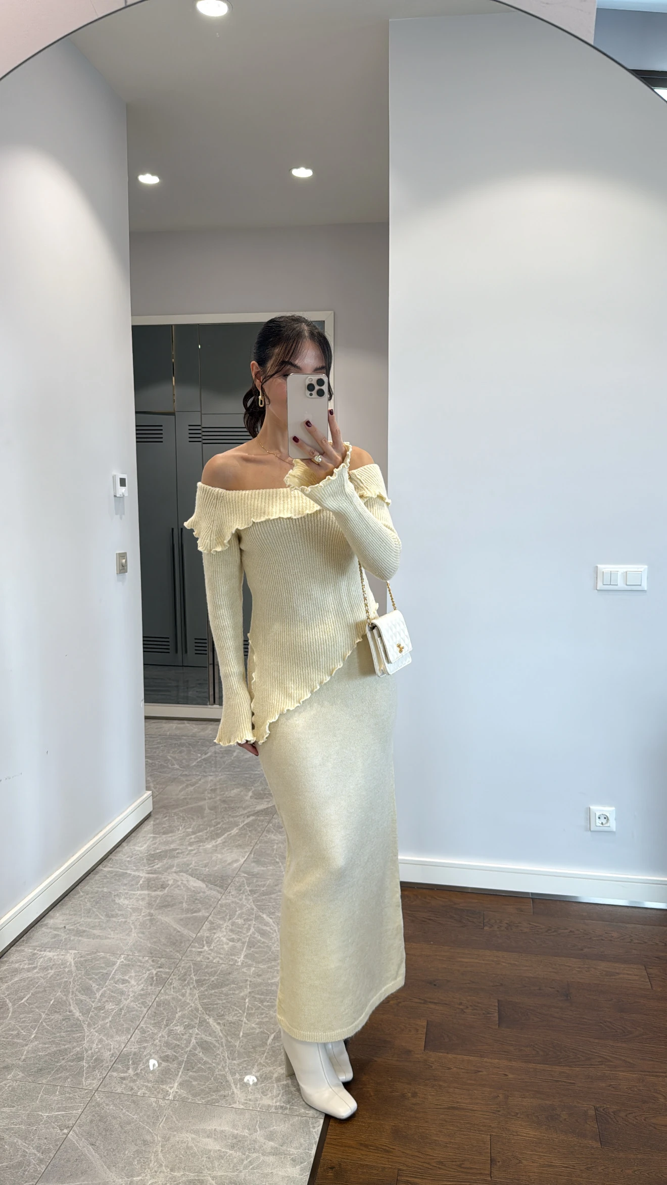 YAKASI ASİMETRİK KESİM KAZAK ETEK TAKIM - EKRU