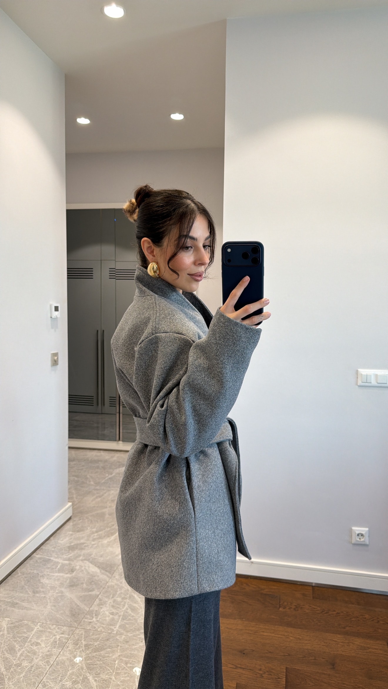 KUŞAKLI DİK YAKA KAŞE CEKET