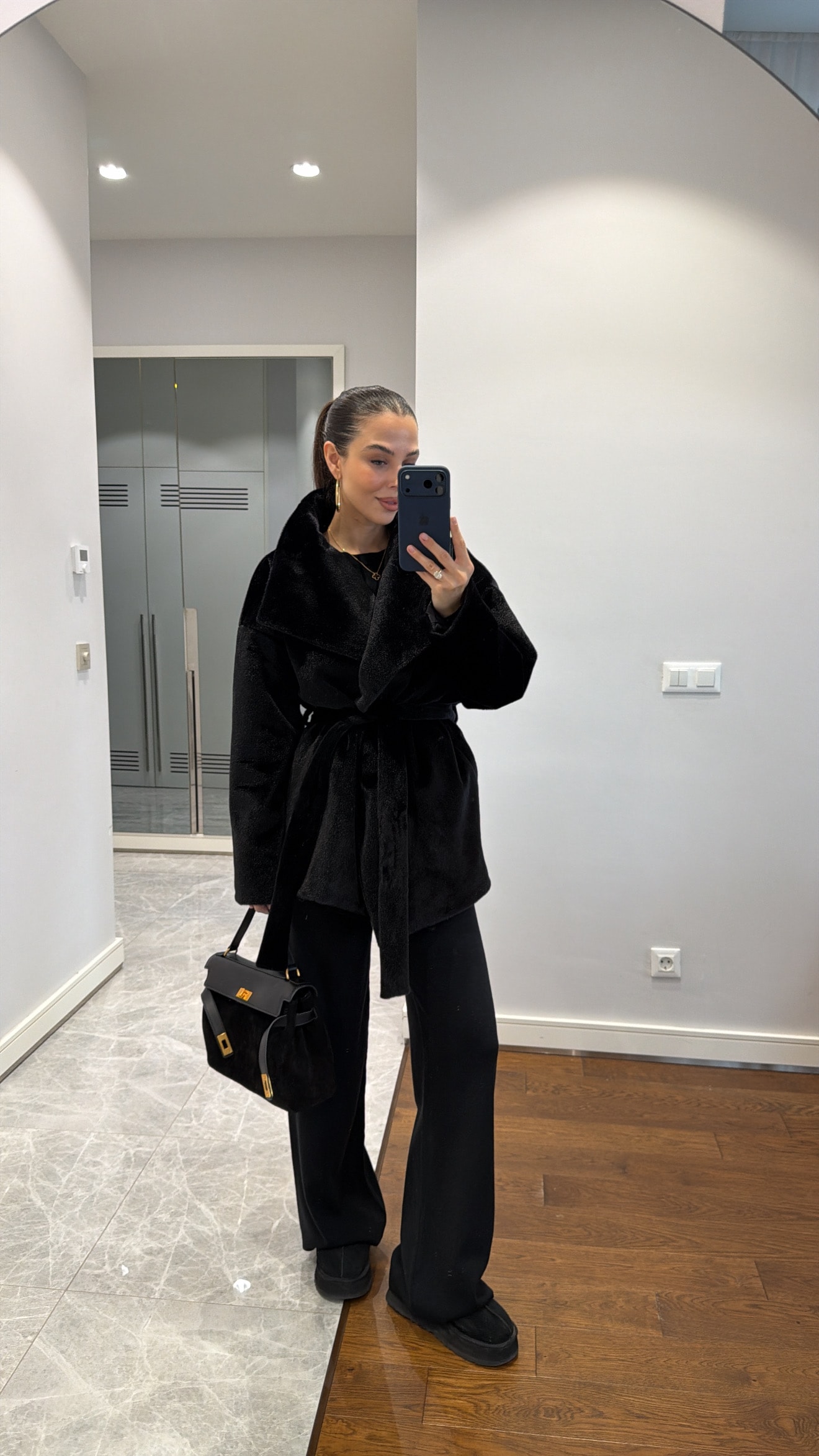 DİK YAKA BELİ KUŞAKLI KAŞE CEKET