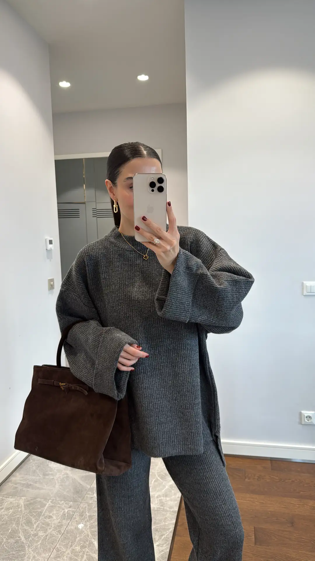 KNITWEAR FABRIC SWEATER PANTS SET