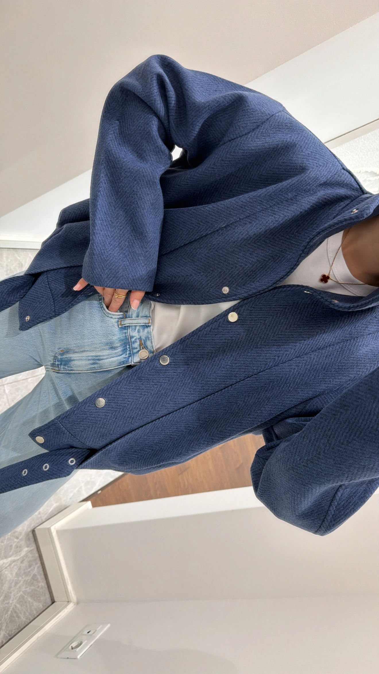 BALIKSIRTI DESEN KAŞE CEKET 