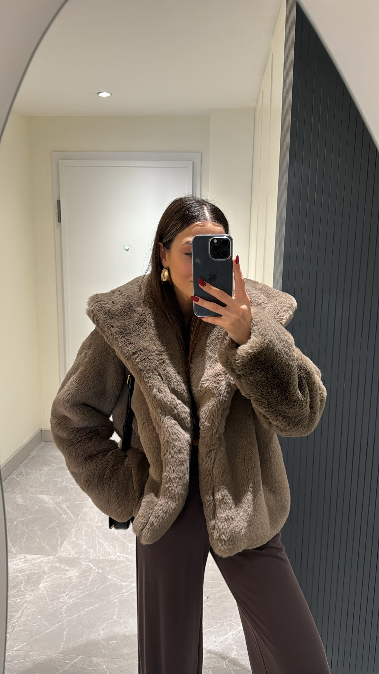 içi astarlı dışı peluş kahverengi mont