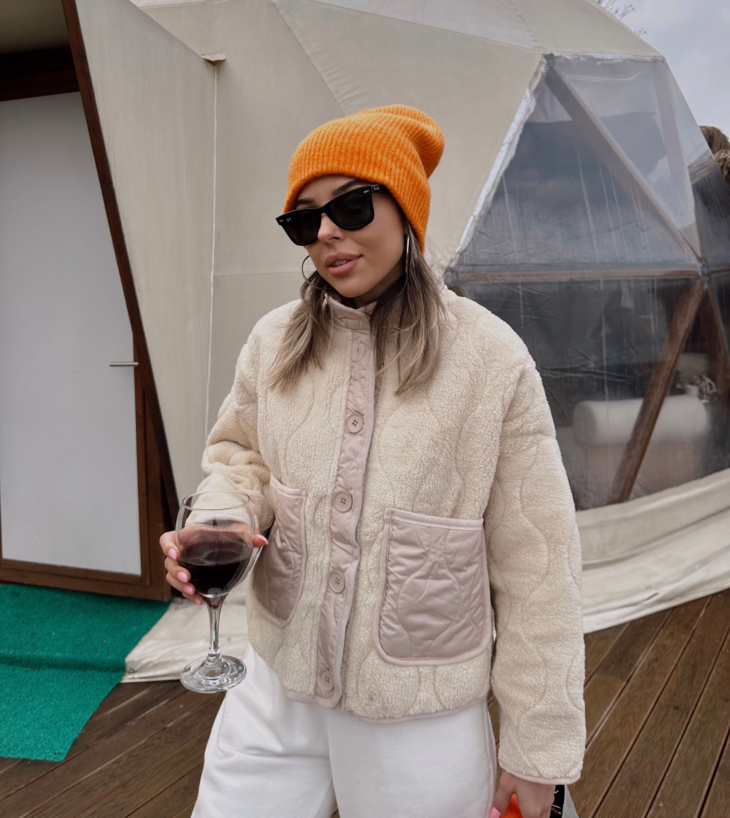 Krem dışı polar kapitone mont ceket