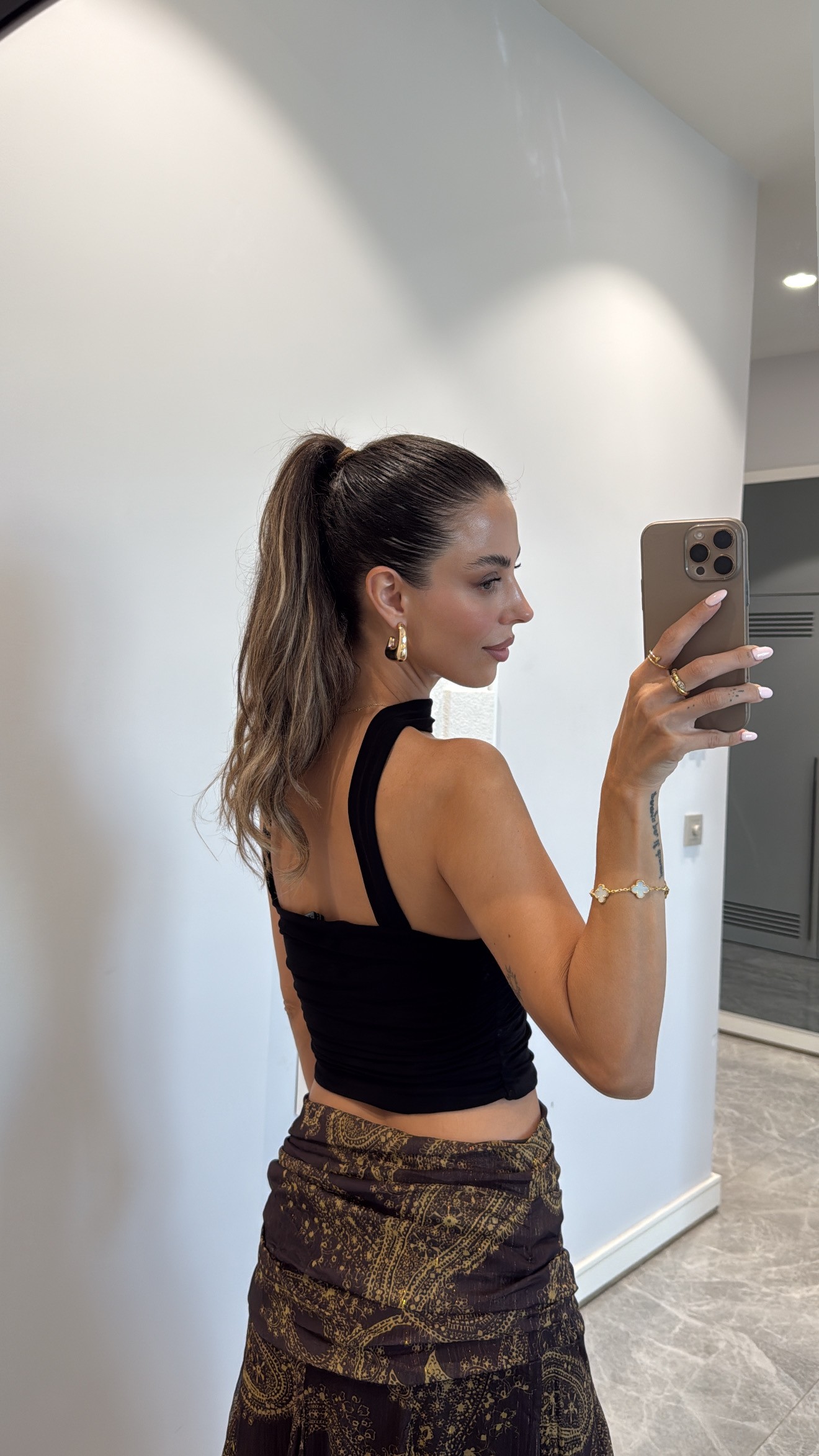 BOYUN DETAYLI STRAPLEZ CROP BLUZ