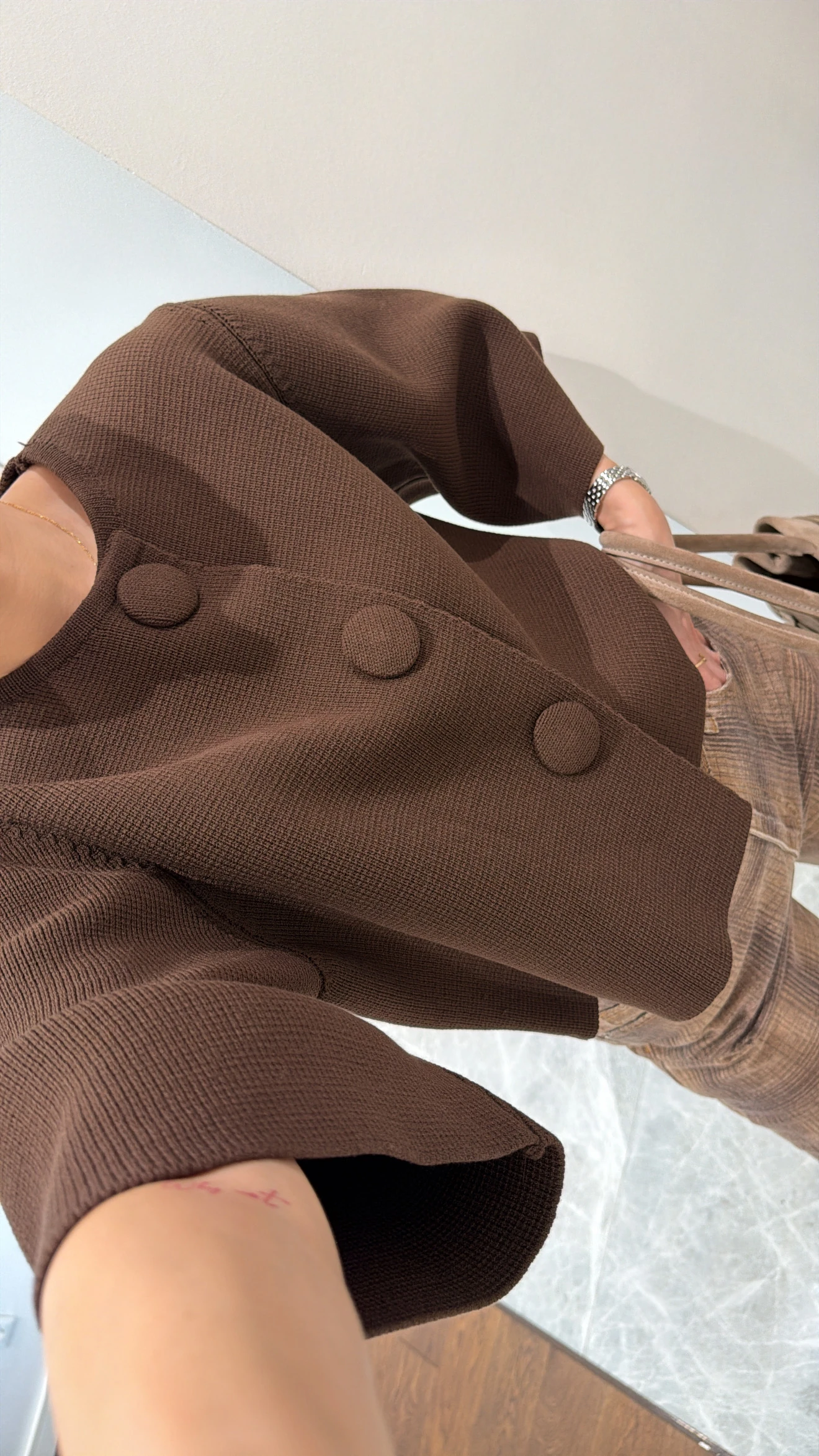 KAHVERENGİ BİSİKLET YAKA TRİKO HIRKA 