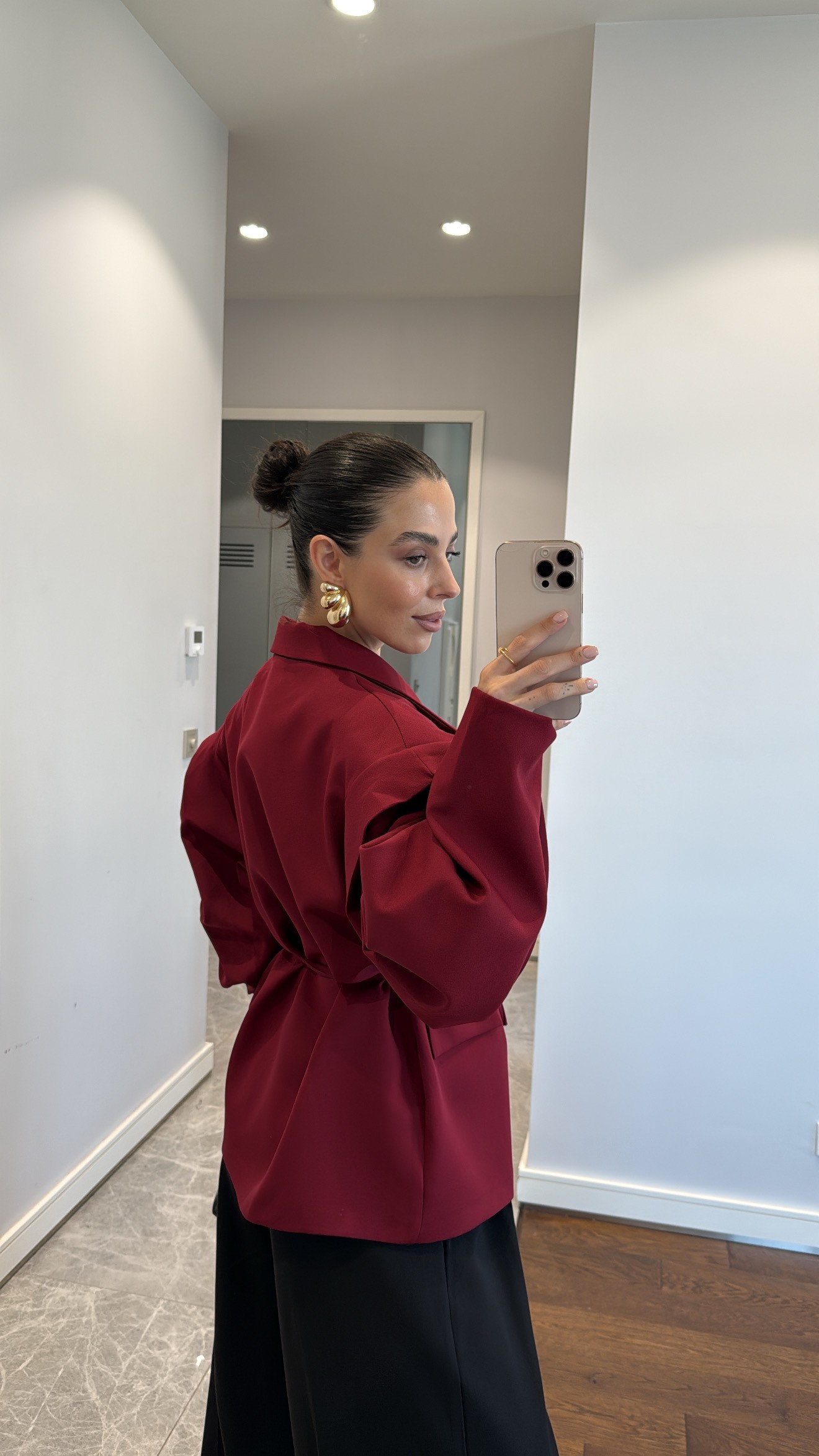 KOL DETAYLI KUŞAKLI BLAZER CEKET