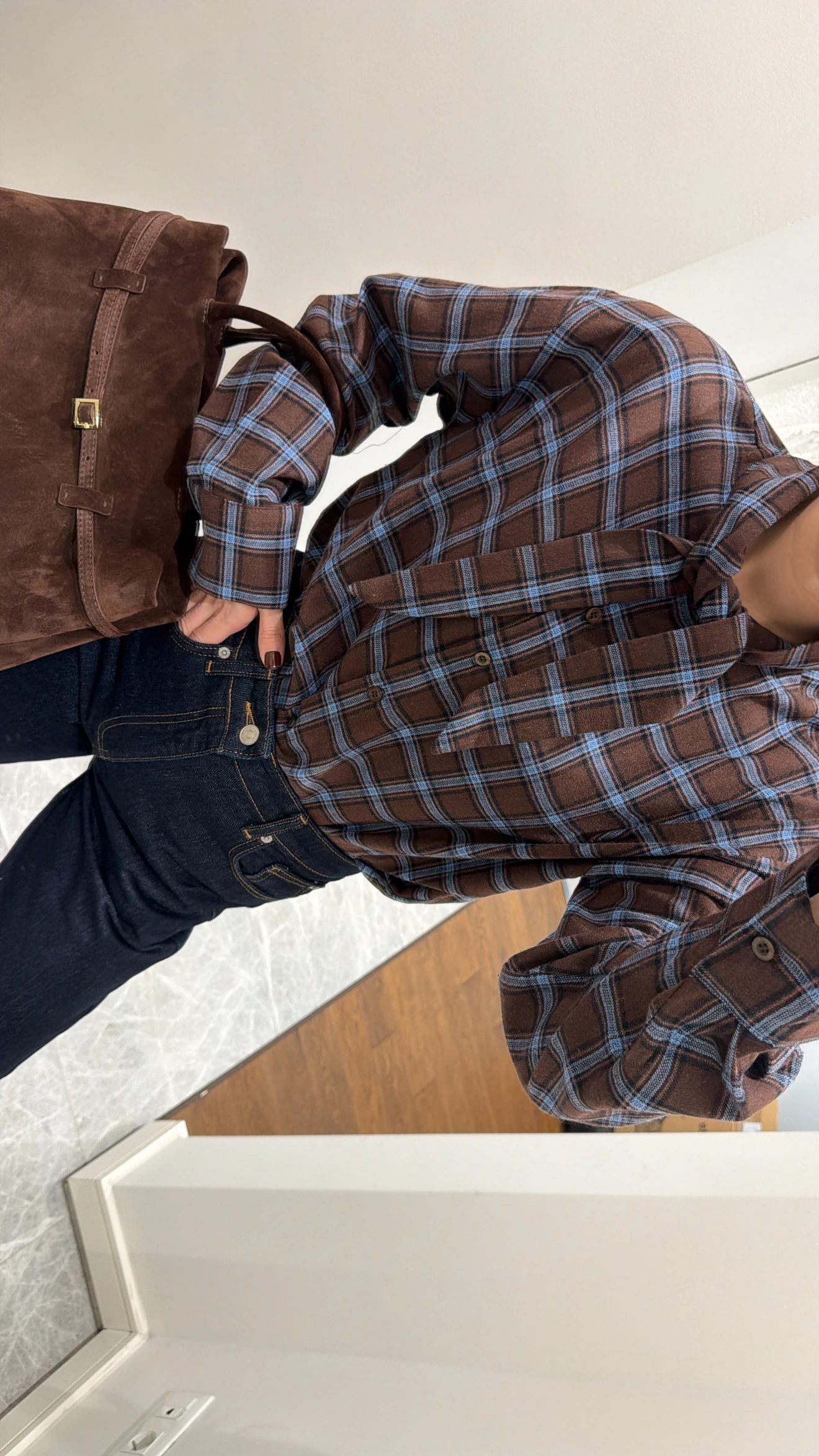 BOYUNDAN BAĞLAMALI GÖMLEK