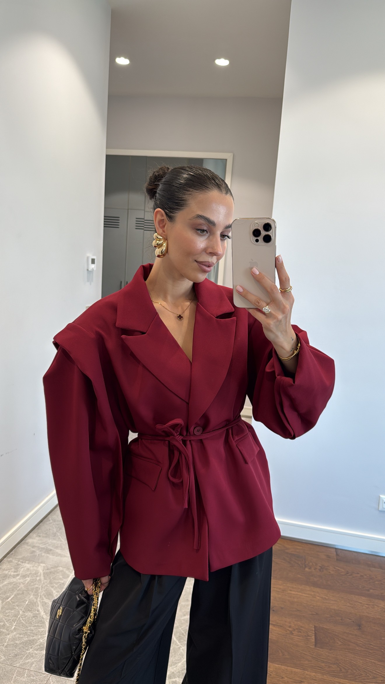 KOL DETAYLI KUŞAKLI BLAZER CEKET