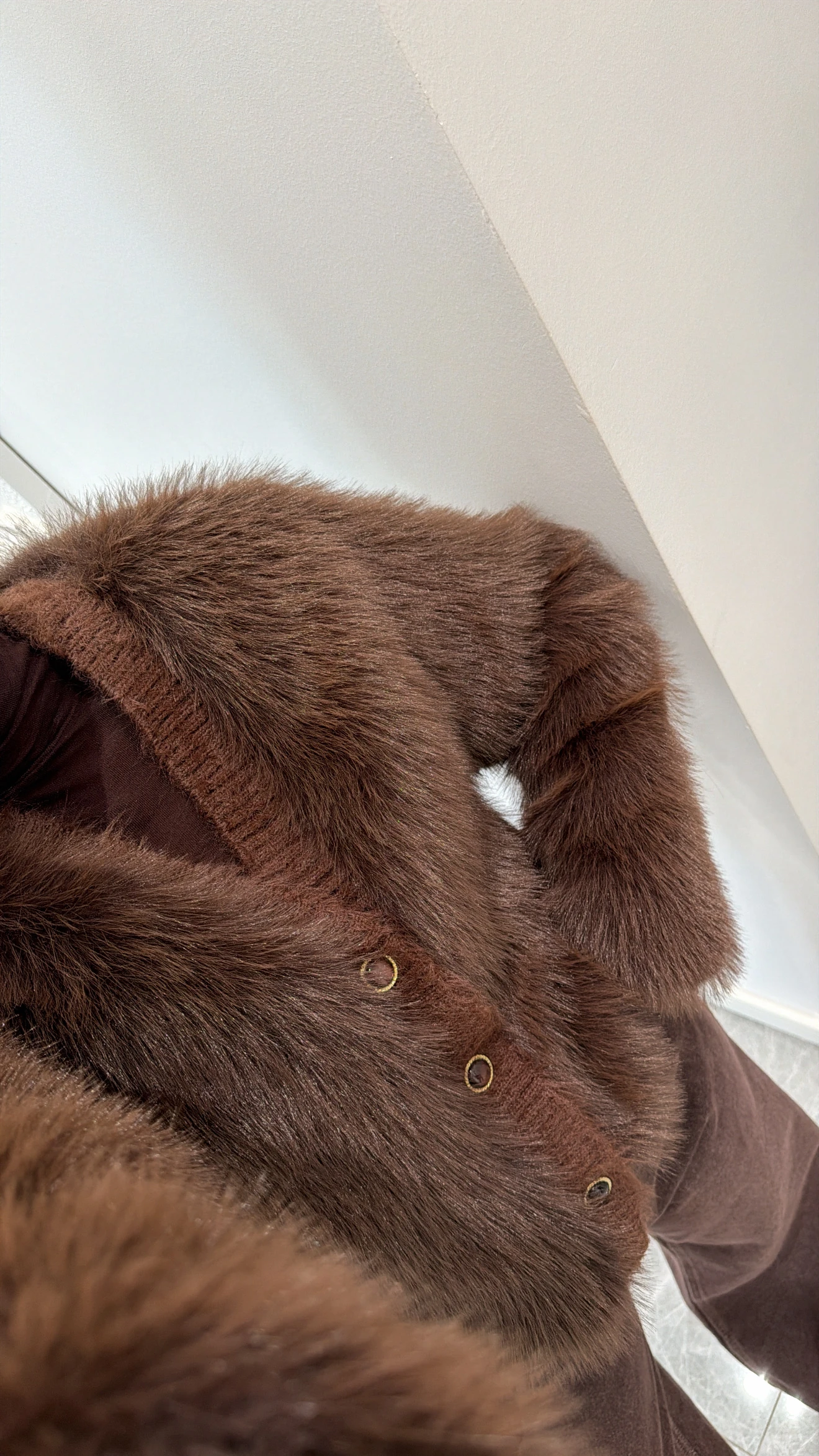 V YAKA YUMUŞAK DOKULU KÜRK CEKET 