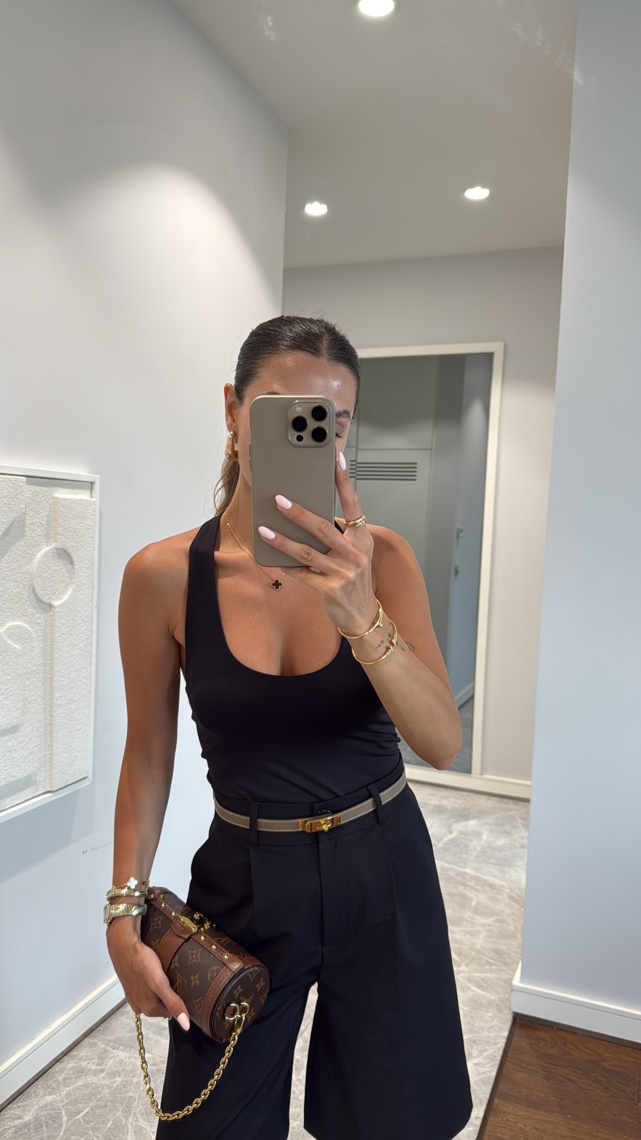 BASİC HALTER YAKA BLUZ - SİYAH