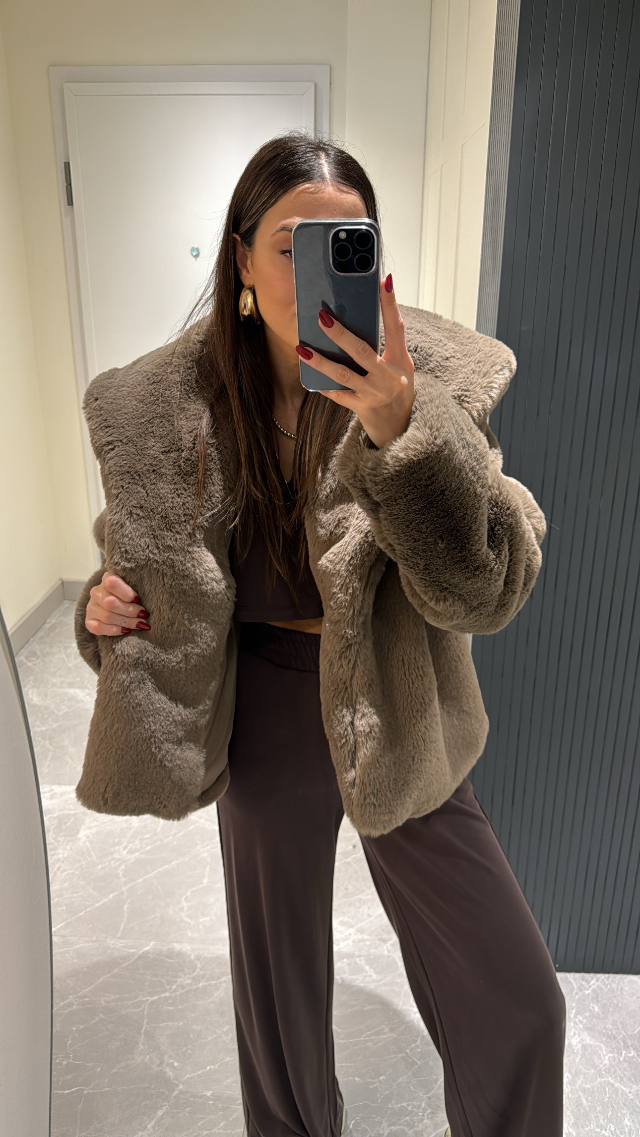 içi astarlı dışı peluş kahverengi mont
