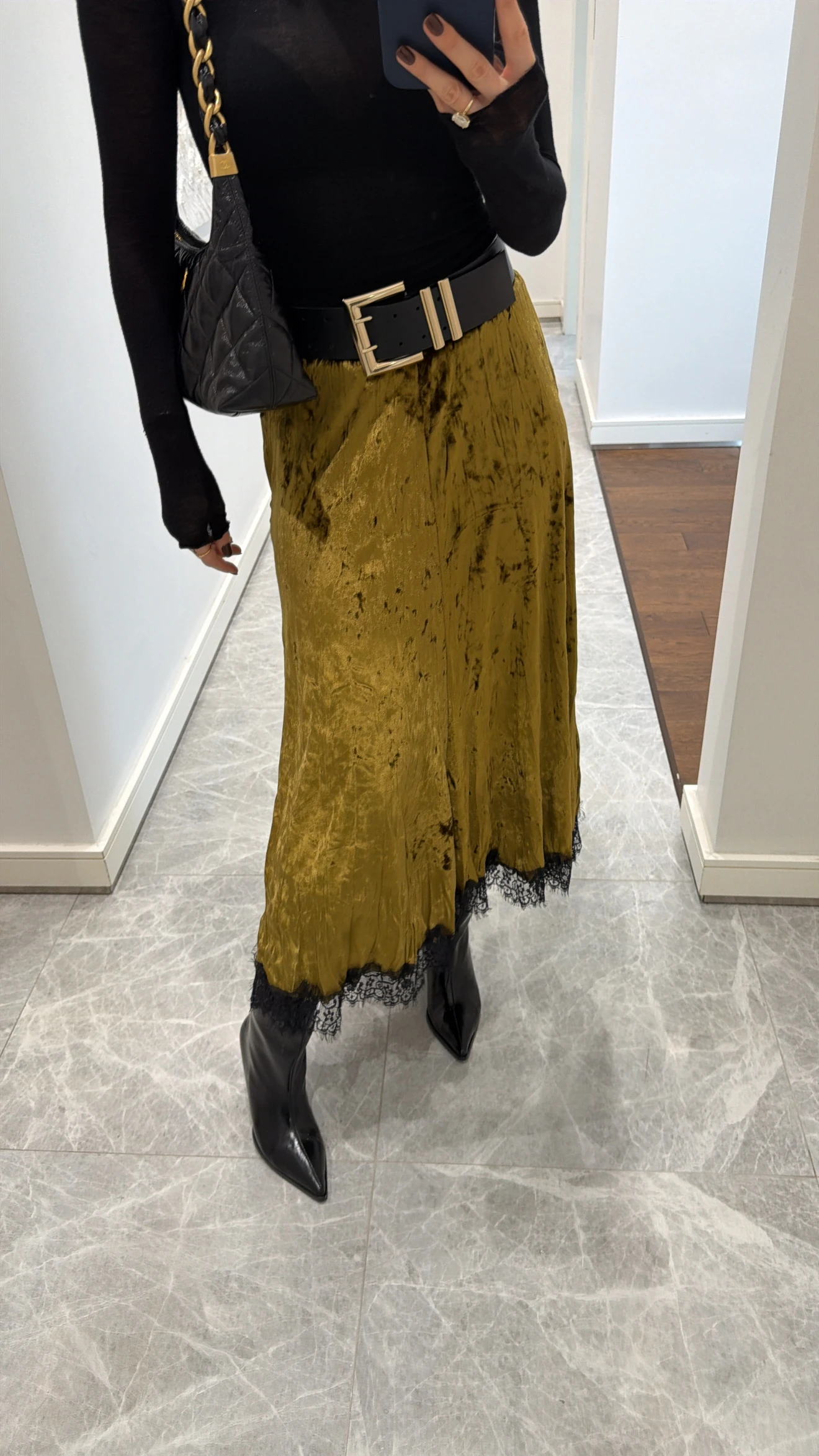 KADİFE DANTEL DETAYLI ETEK  - YEŞİL