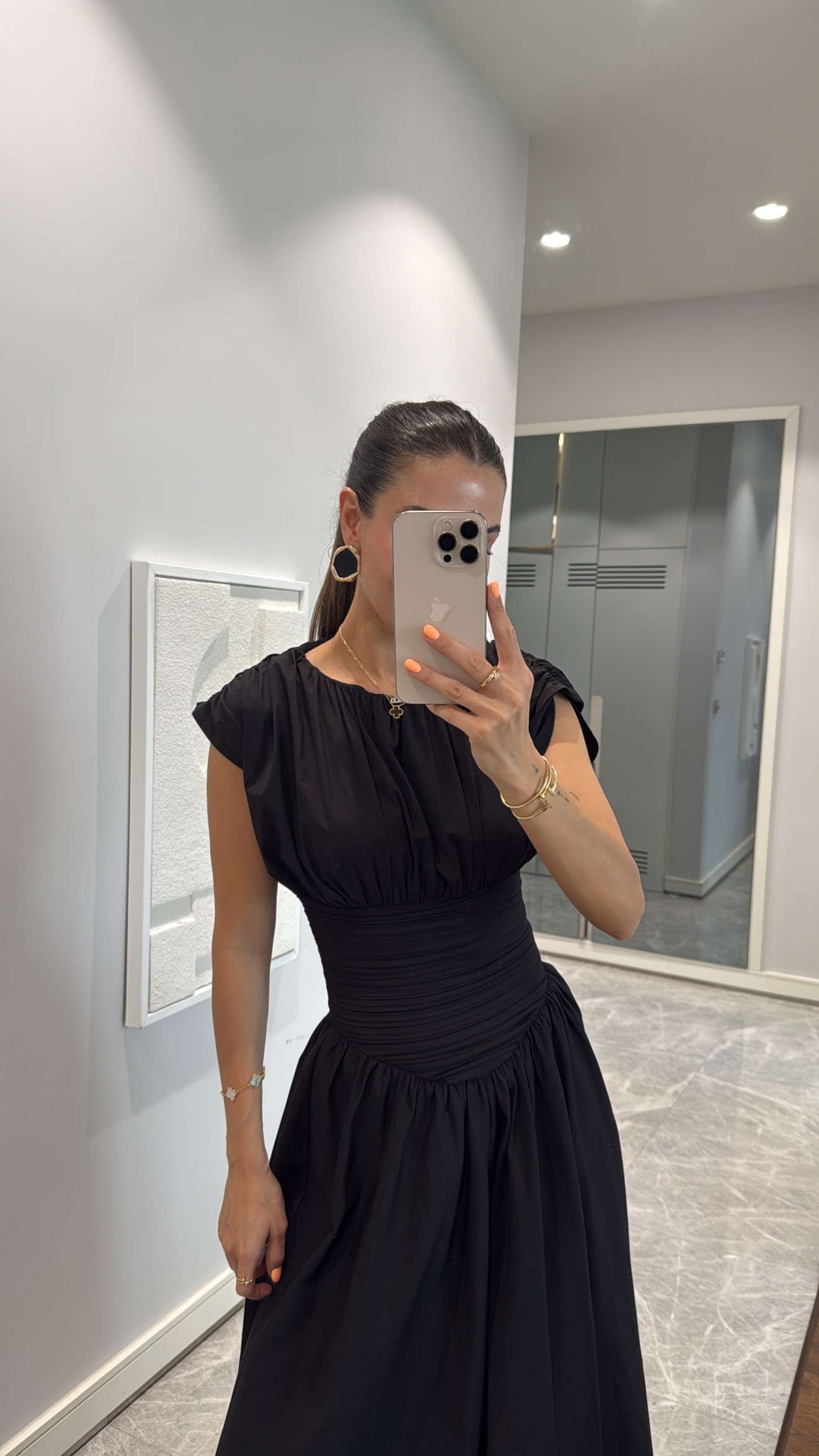 VİNTAGE ESİNTİLİ UZUN ELBİSE
