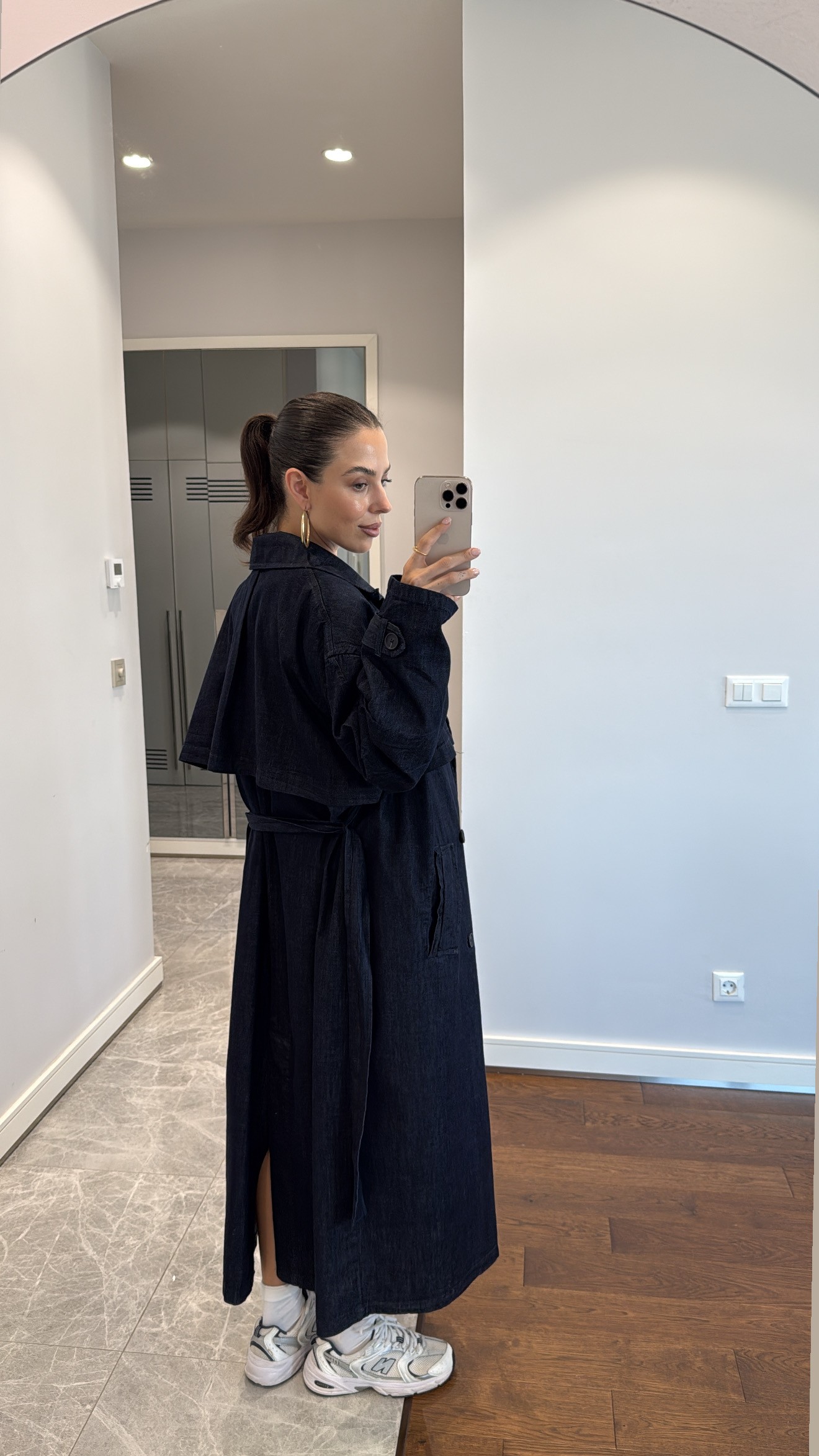 KUŞAKLI ÇİFT DÜĞME DETAYLI TRENÇKOT