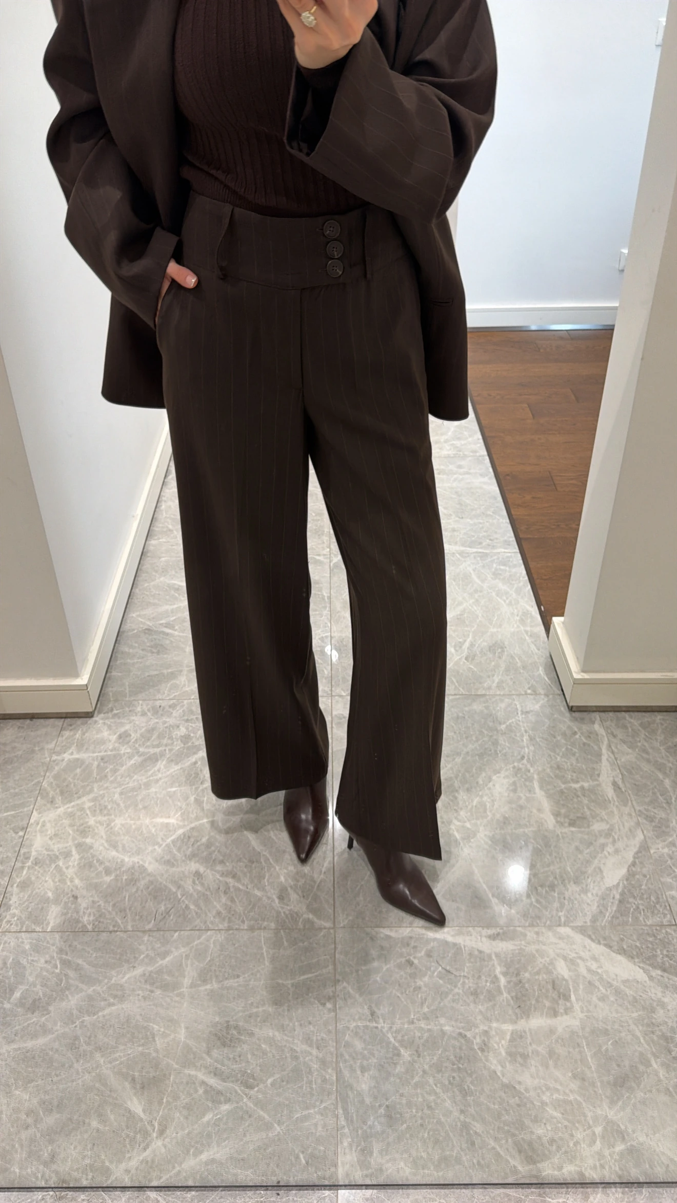 ACI KAHVE ÇİZGİLİ PANTOLON 