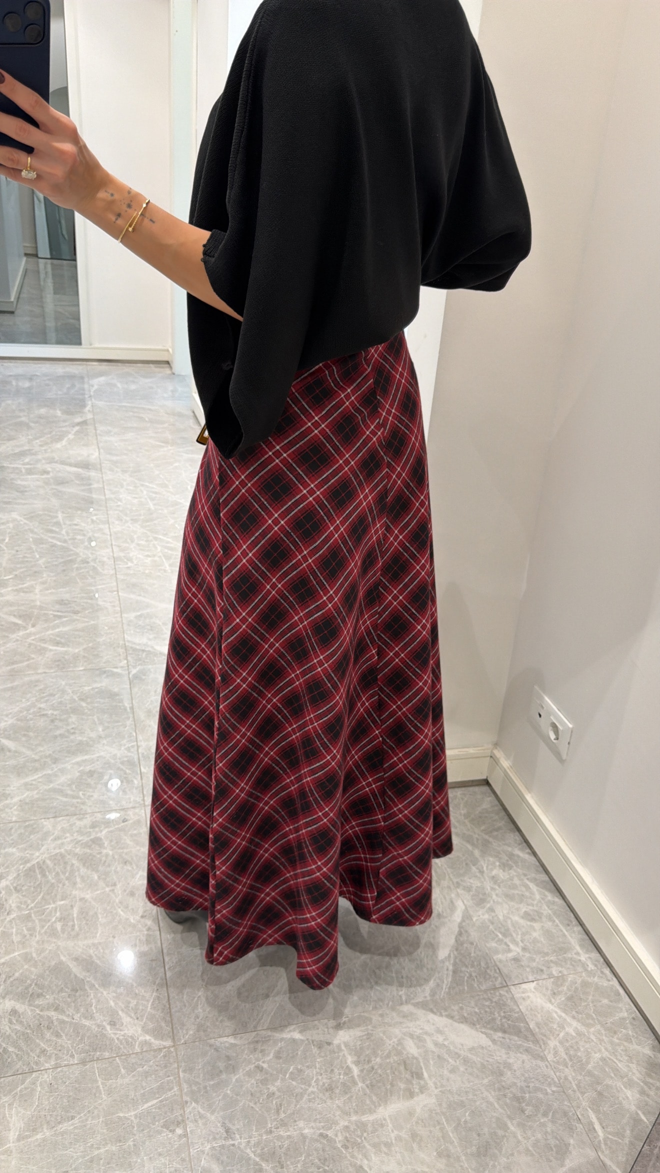 KIRMIZI EKOSE UZUN ETEK 