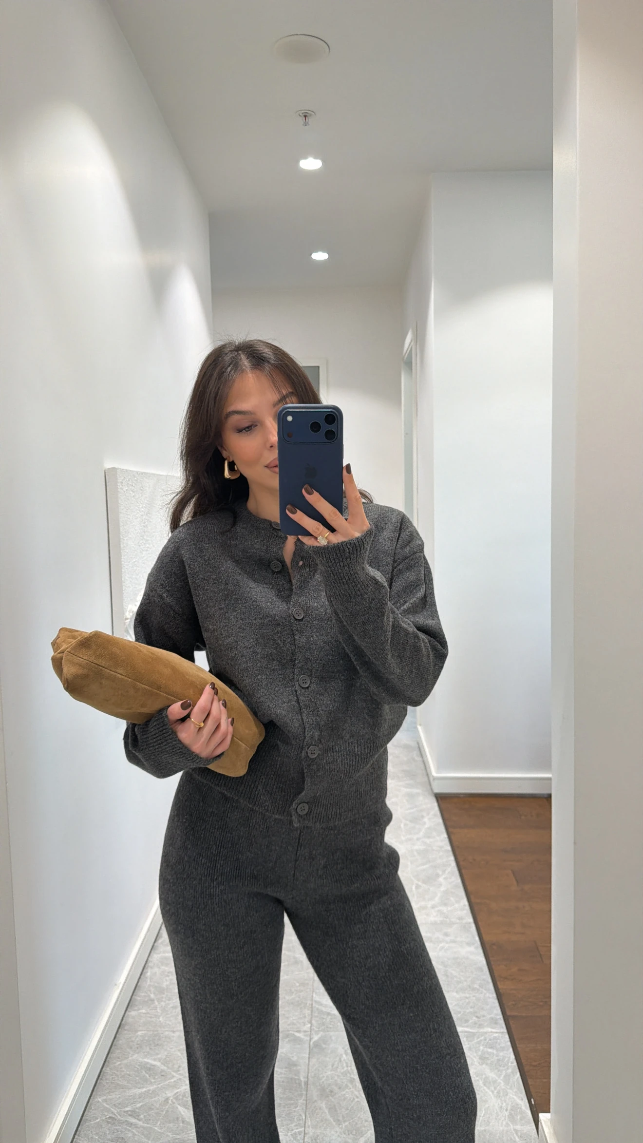 BİSİKLET YAKA DÜĞMELİ PANTOLON TRİKO TAKIM 