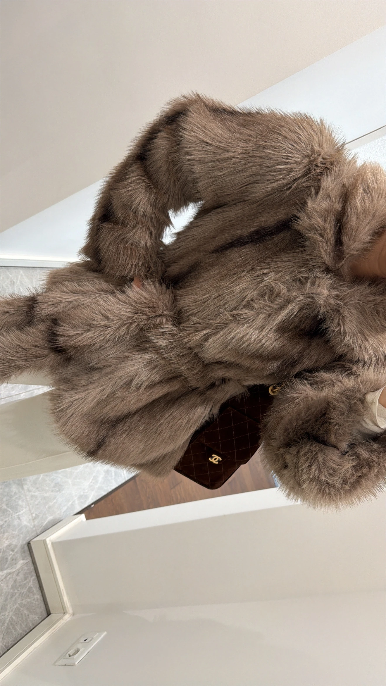 VİZON KAHVE GEÇİŞLİ KUŞAKLI KÜRK 