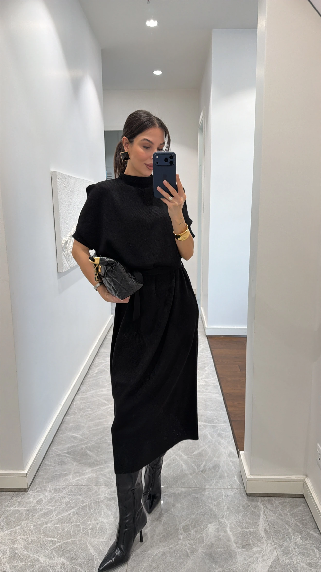 KUŞAKLI TRİKO MİDİ ELBİSE 