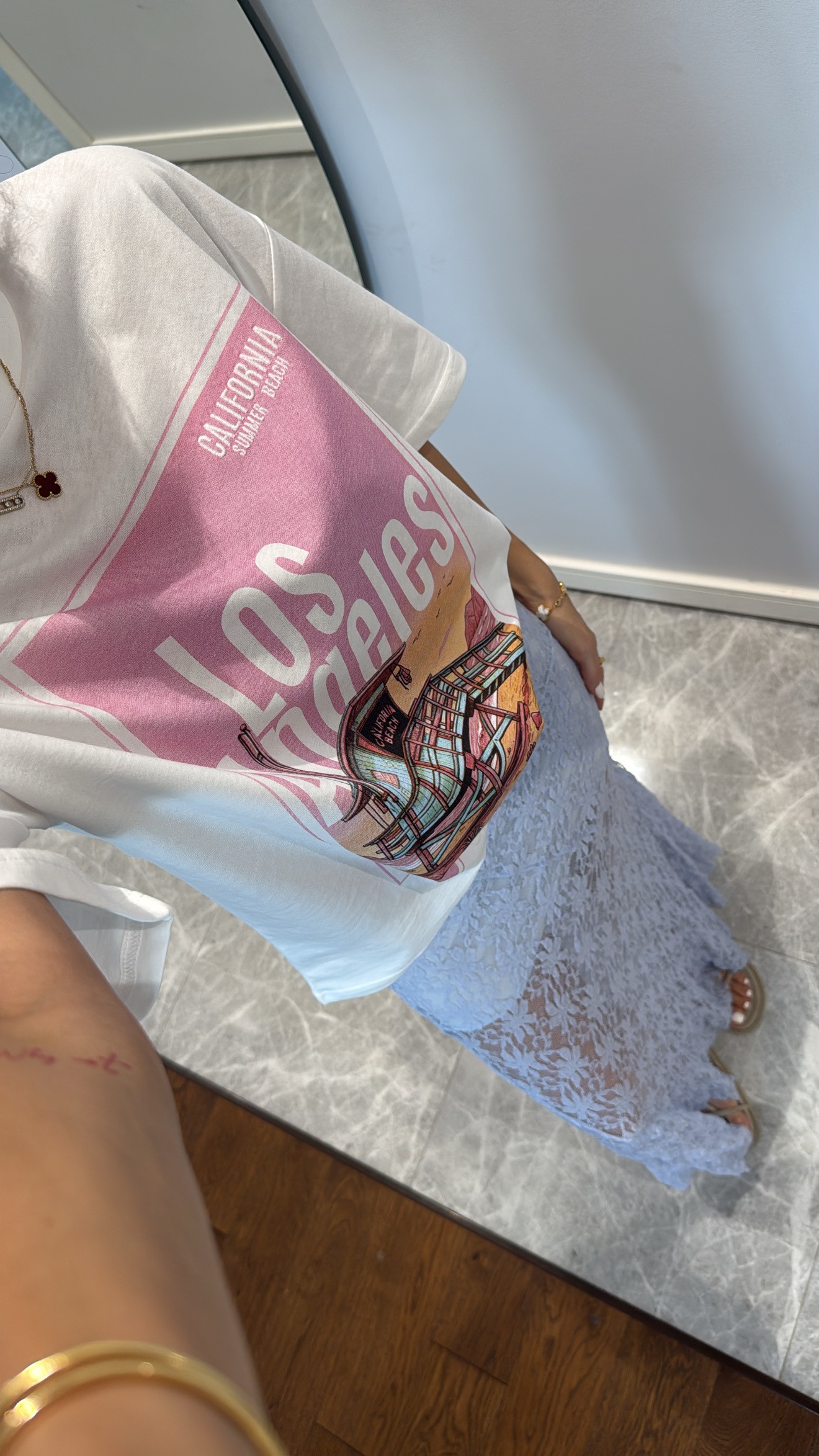LOS ANGELES BASKILI PEMBE TİŞÖRT