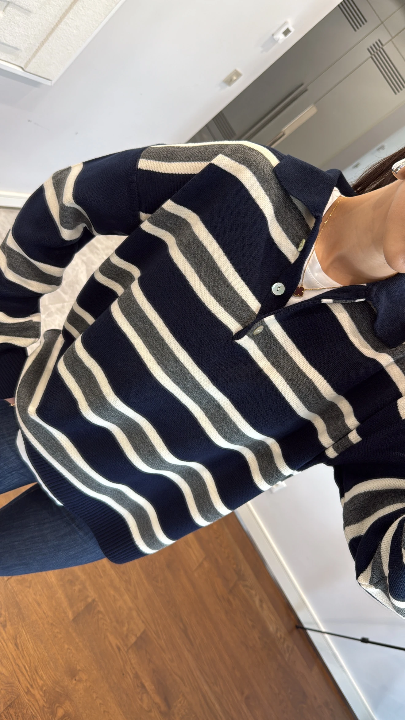 COLORFUL STRIPED POLO COLLAR SWEATER