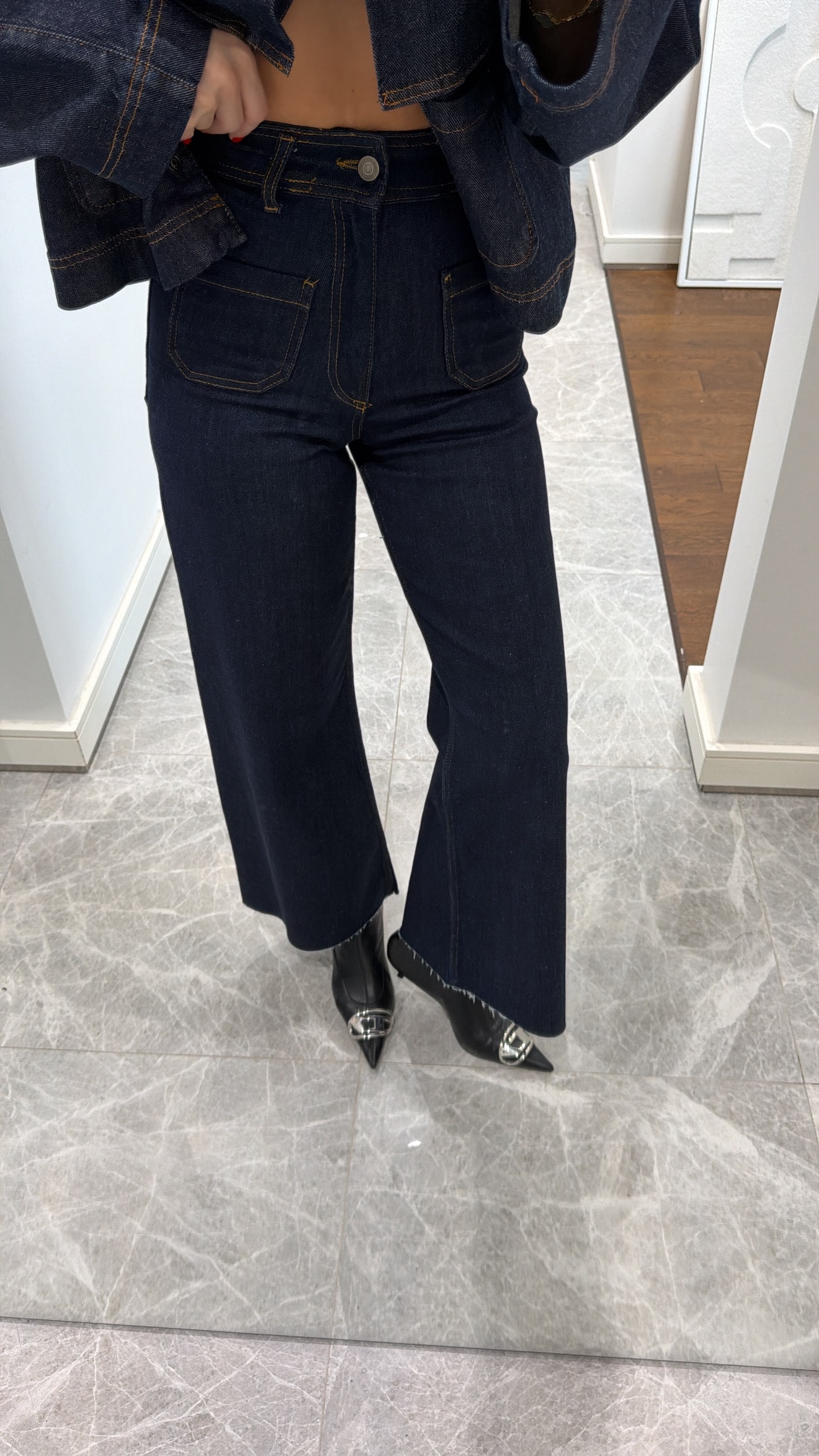 ÖN CEPLİ YÜKSEK BEL GENİŞ PAÇA JEAN