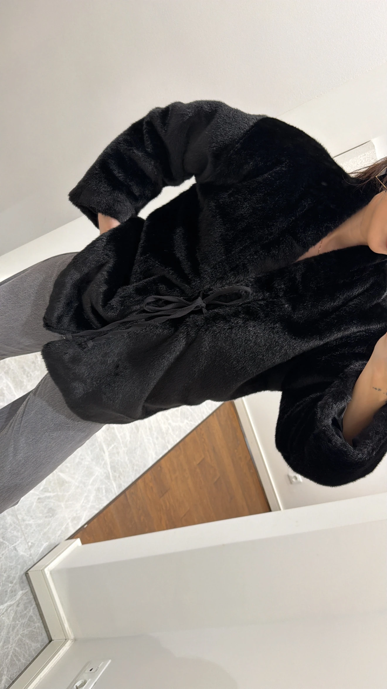 ÖNDEN BAĞLAMALI PELUŞ CEKET 