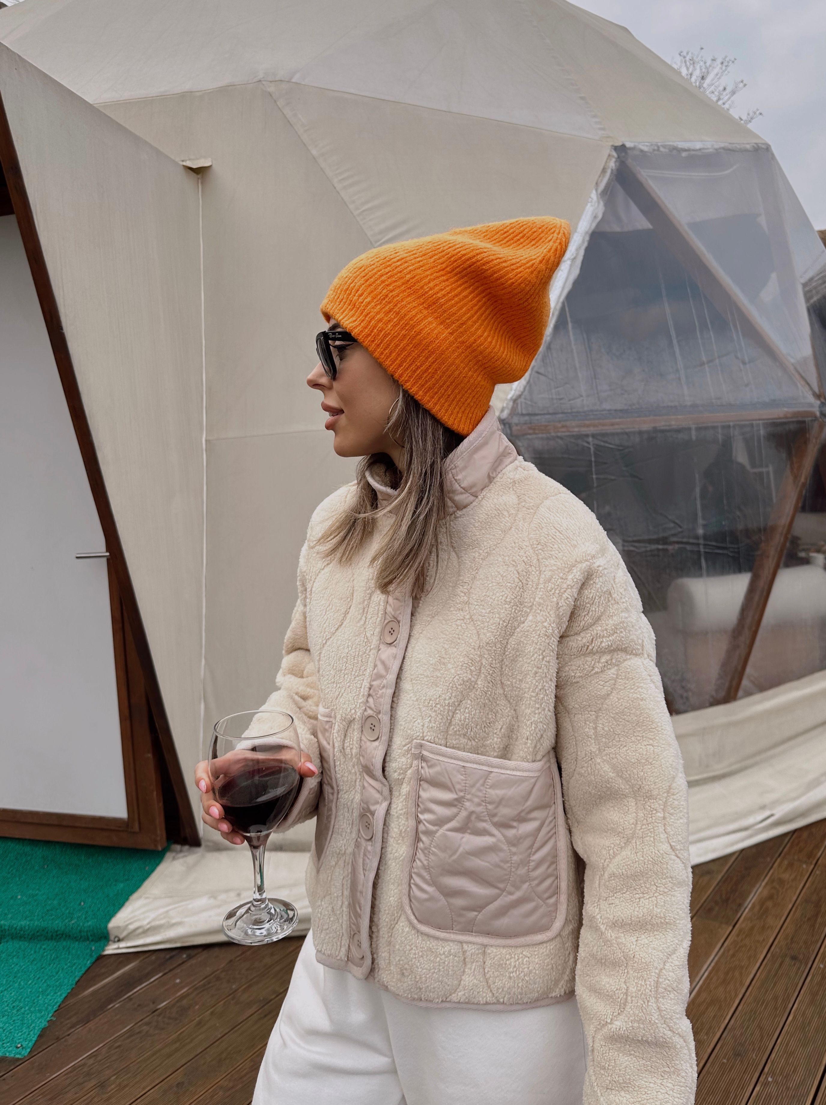 Krem dışı polar kapitone mont ceket