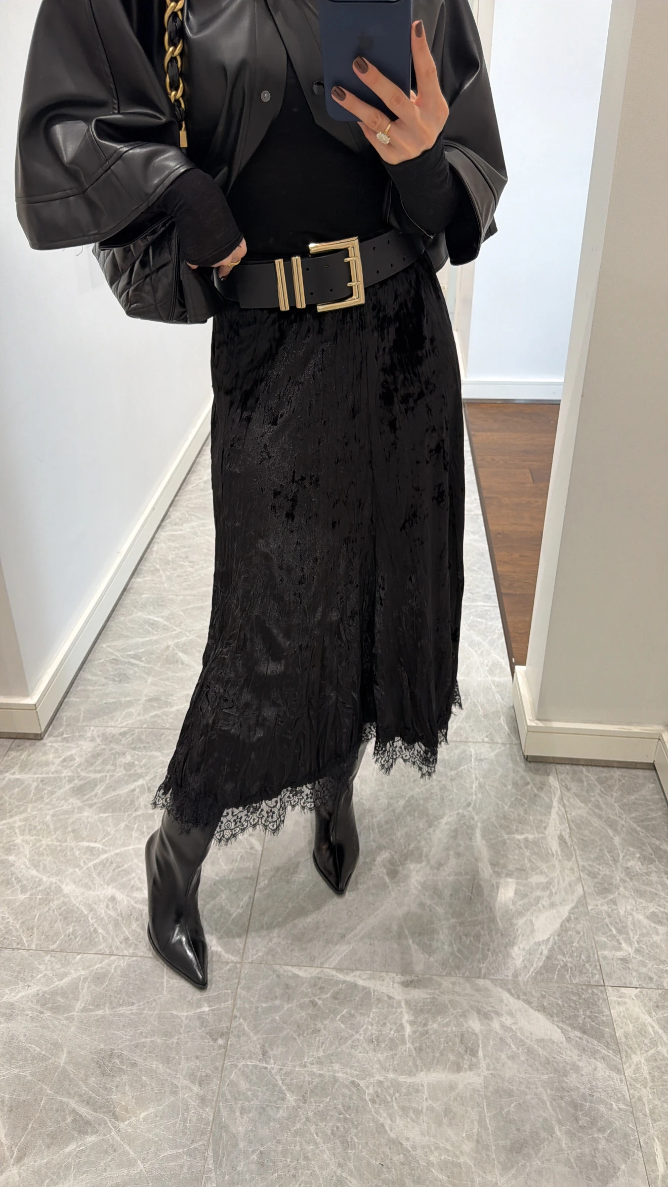 KADİFE DANTEL DETAYLI ETEK 