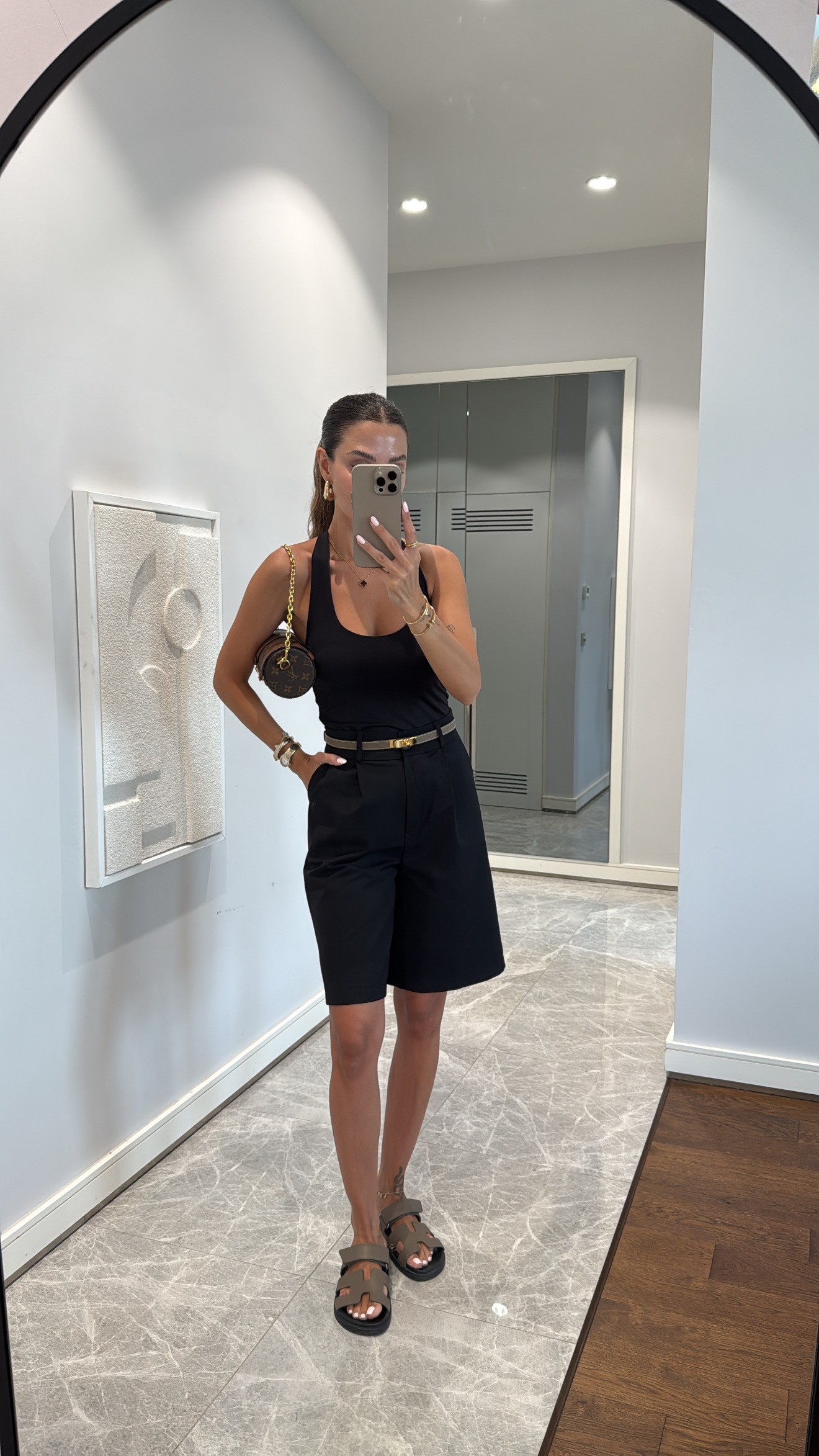 BASİC HALTER YAKA BLUZ