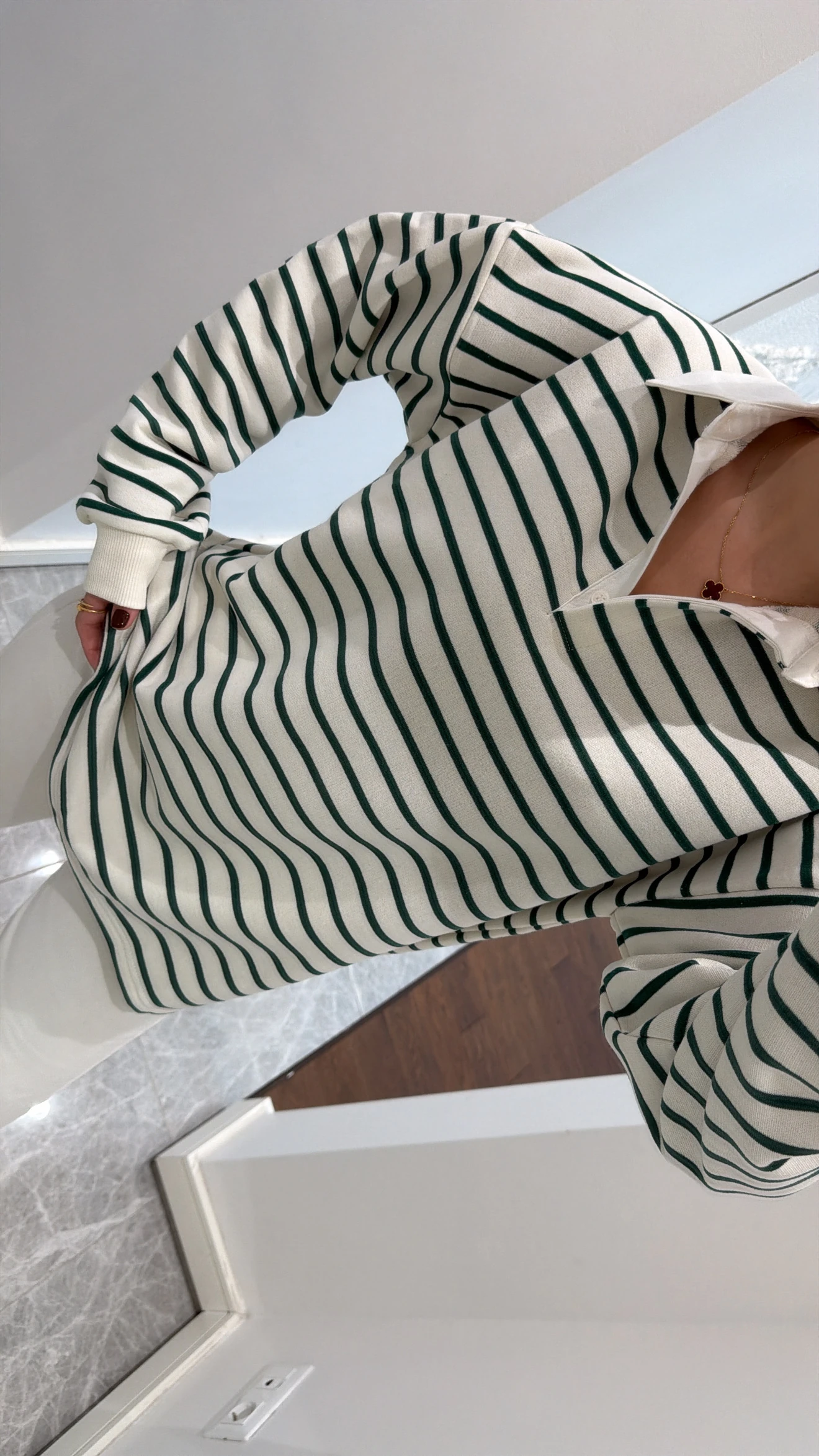 ÇİZGİLİ POLO YAKA SWEATSHİRT