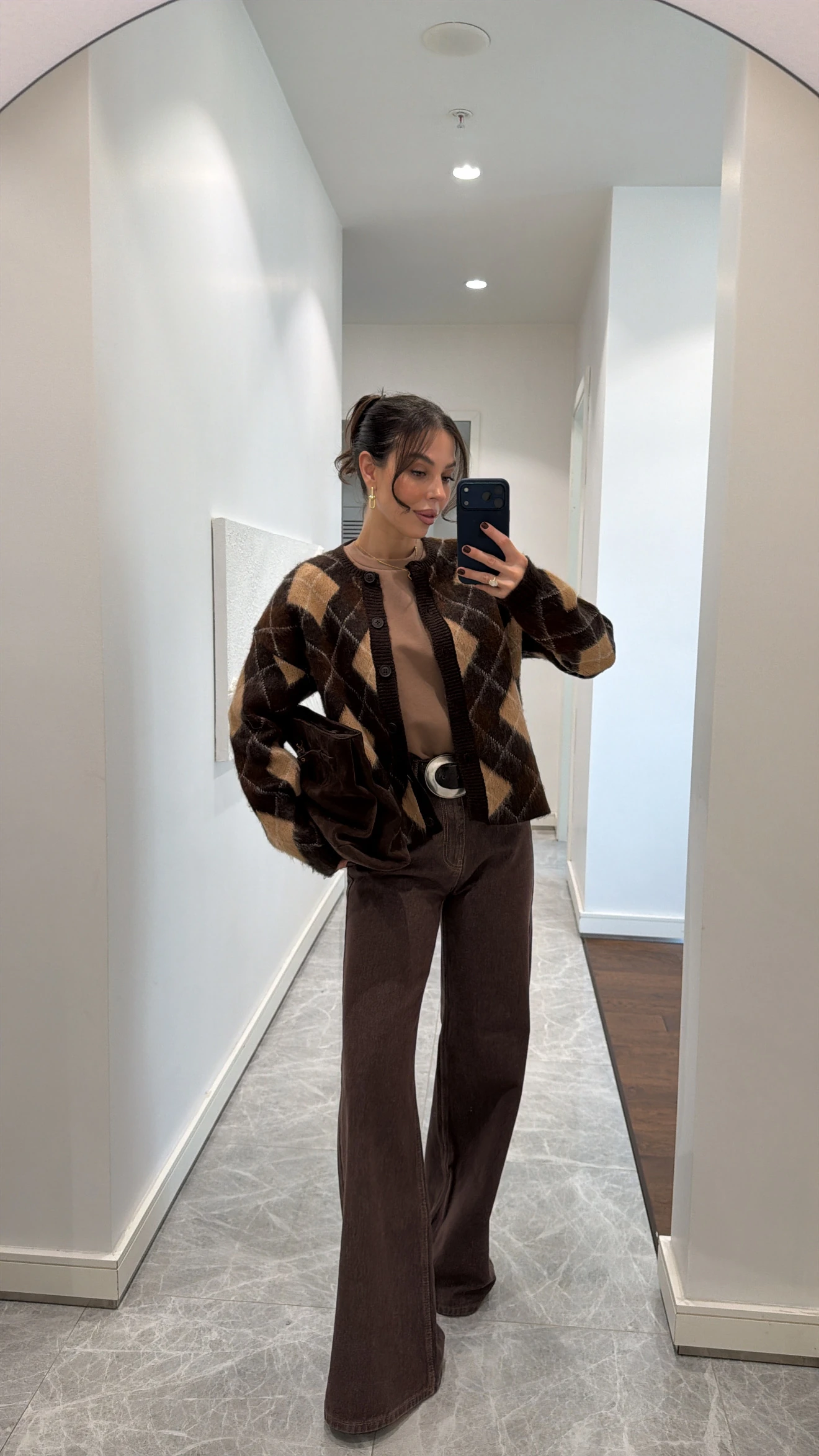 BİSİKLET YAKA BAKLAVALI HIRKA